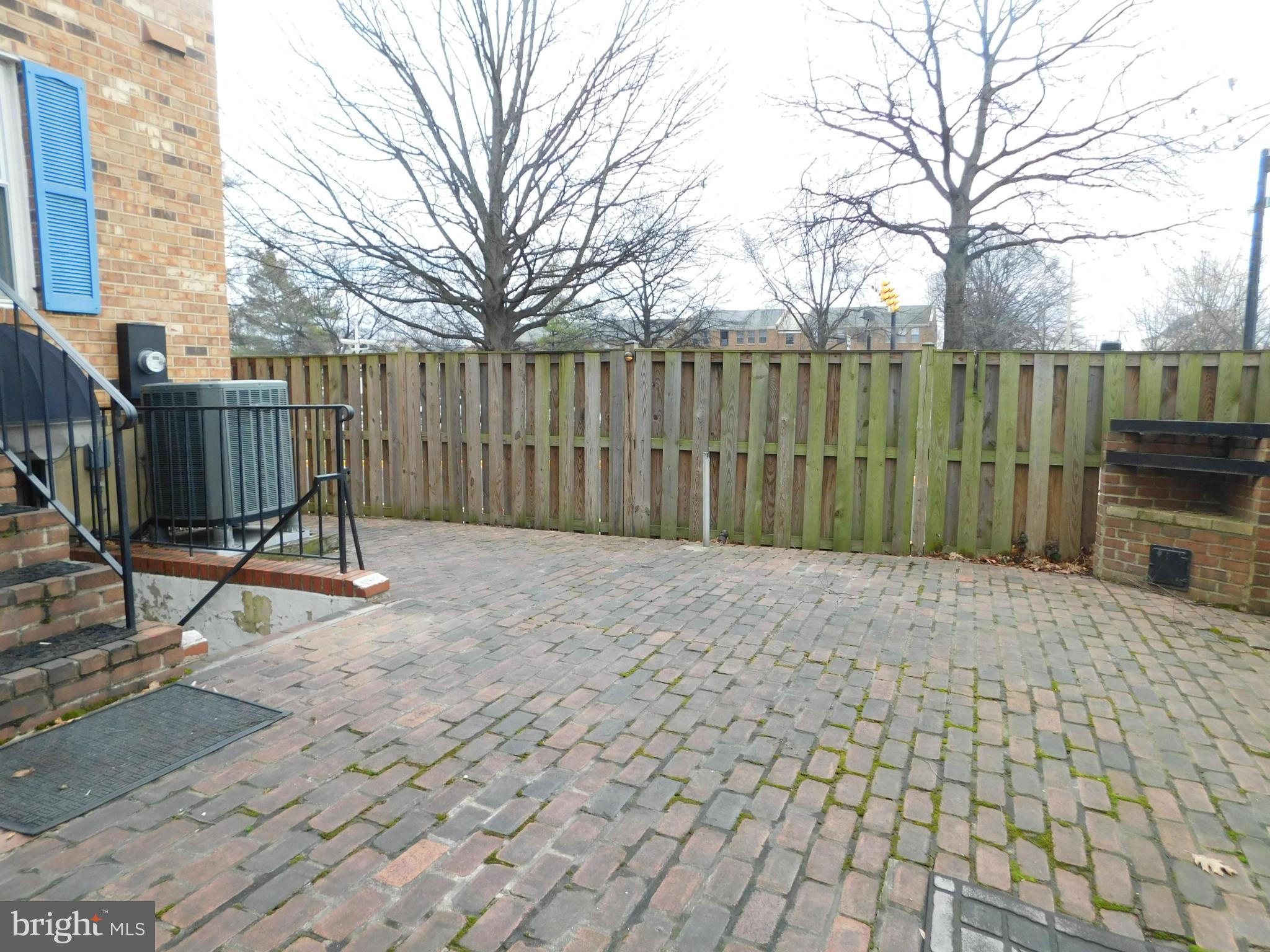 OLD TOWN SOUTH - Residential