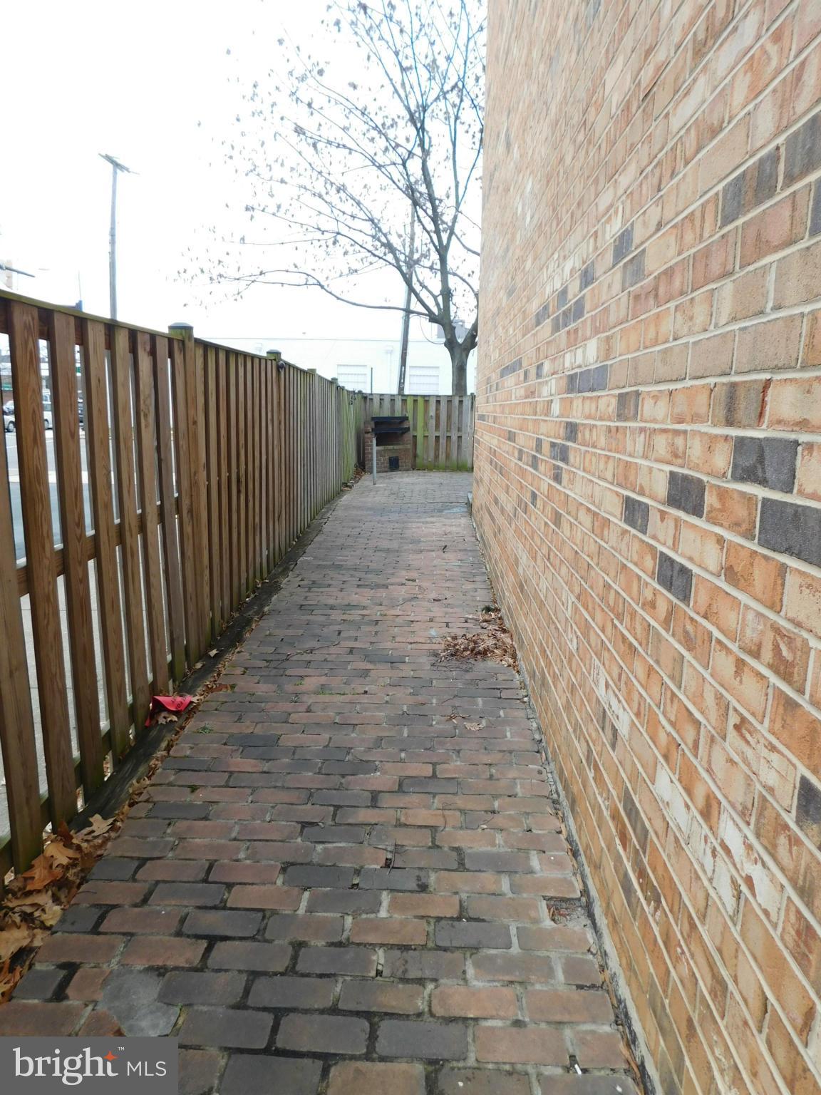 OLD TOWN SOUTH - Residential