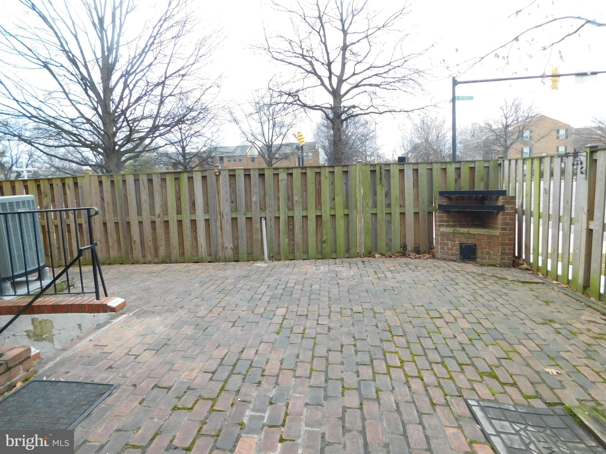 OLD TOWN SOUTH - Residential