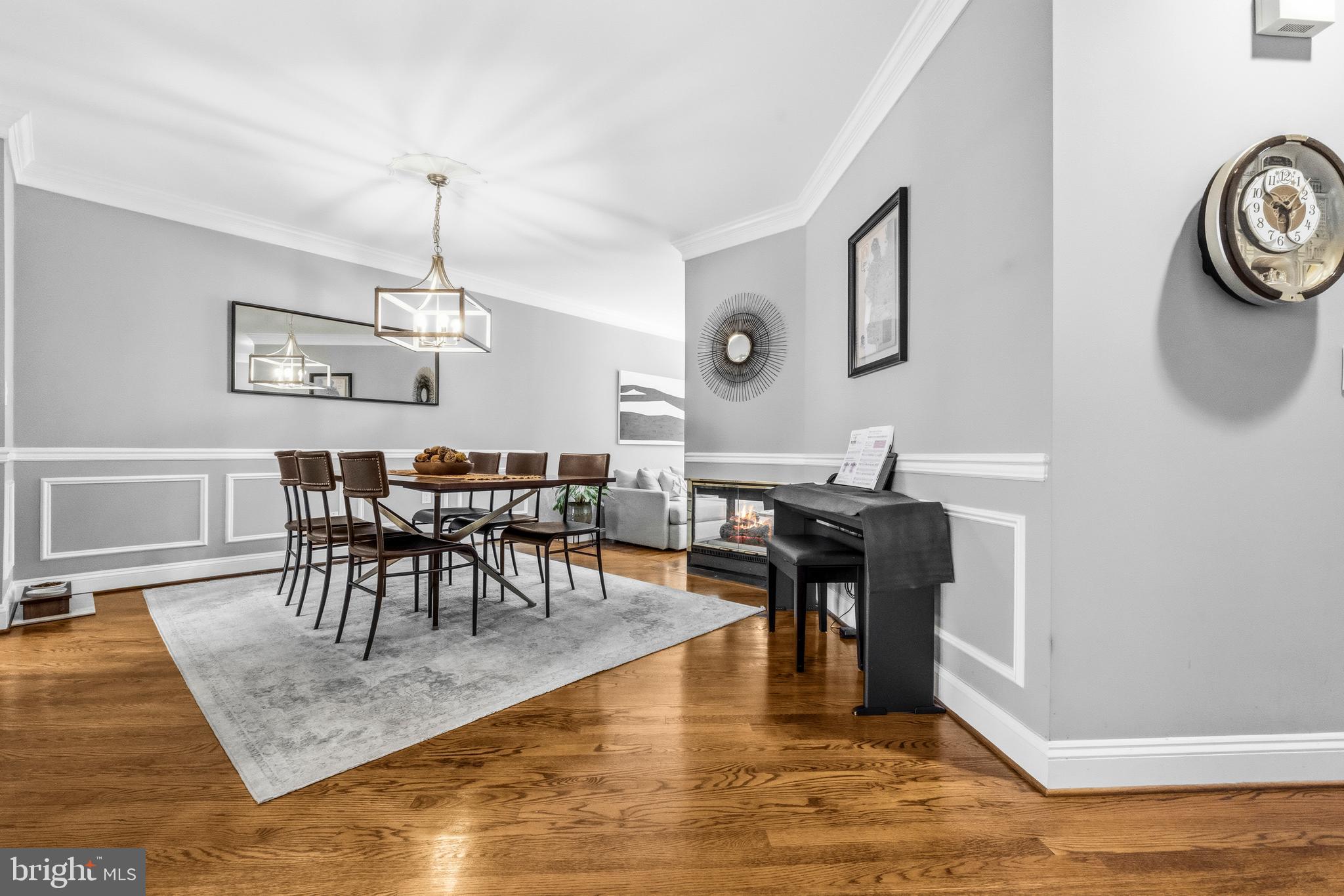 OAKTON CREST - Residential