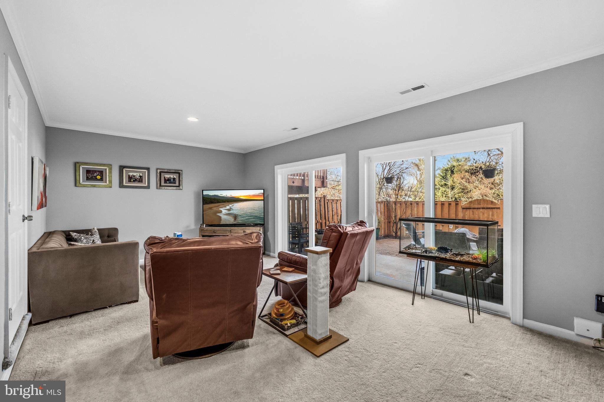 OAKTON CREST - Residential