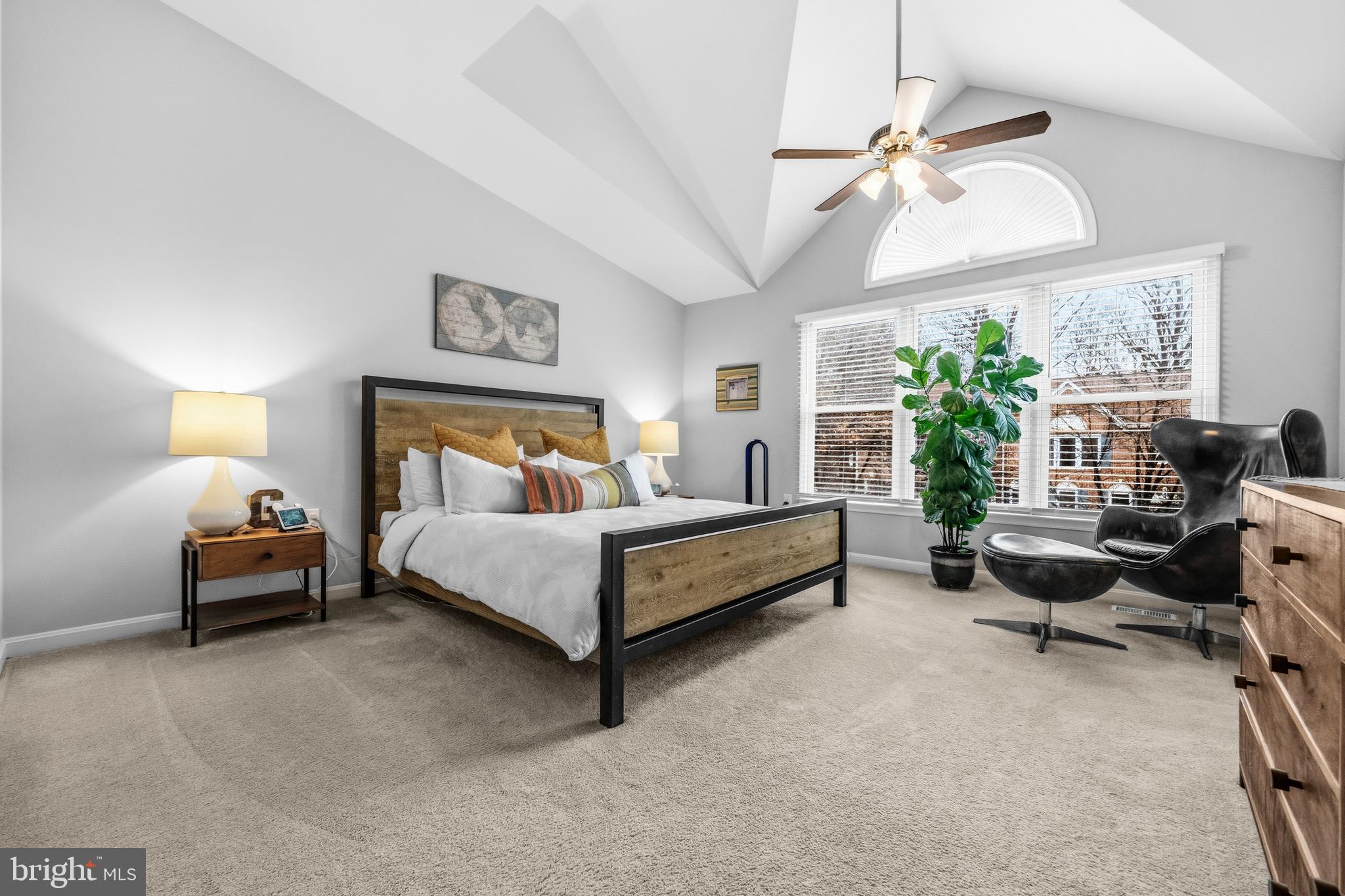 OAKTON CREST - Residential