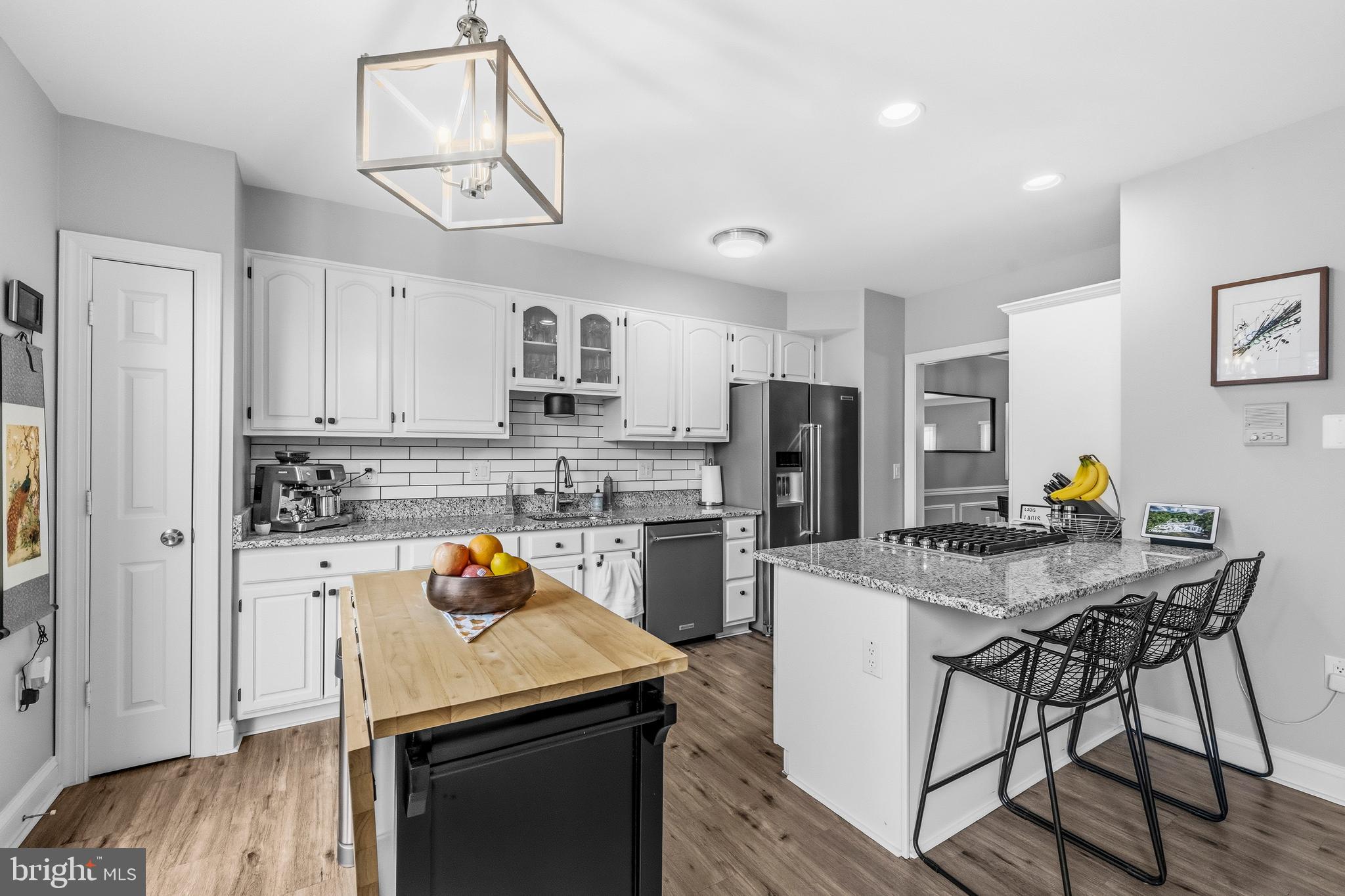 OAKTON CREST - Residential