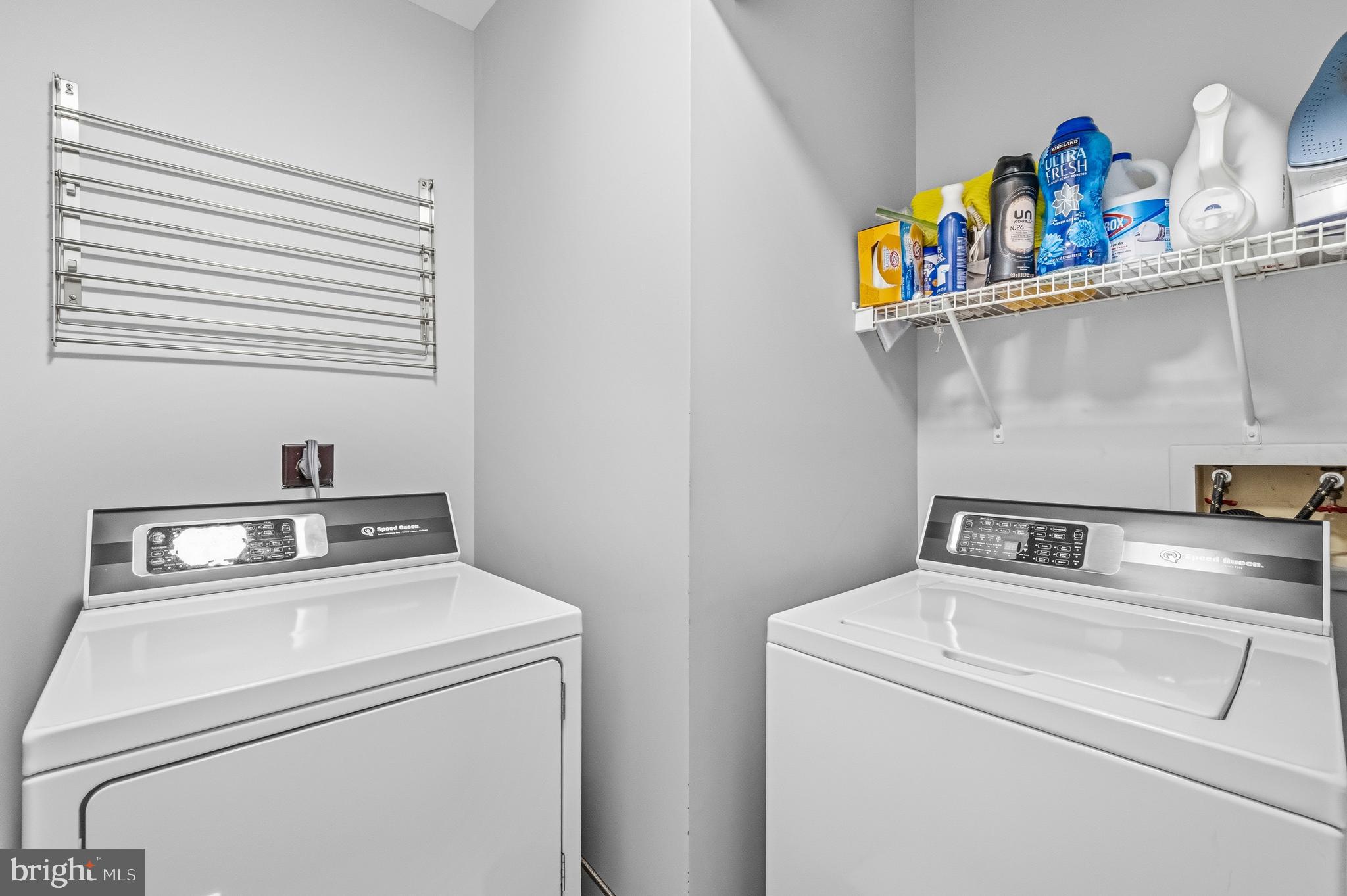 OAKTON CREST - Residential