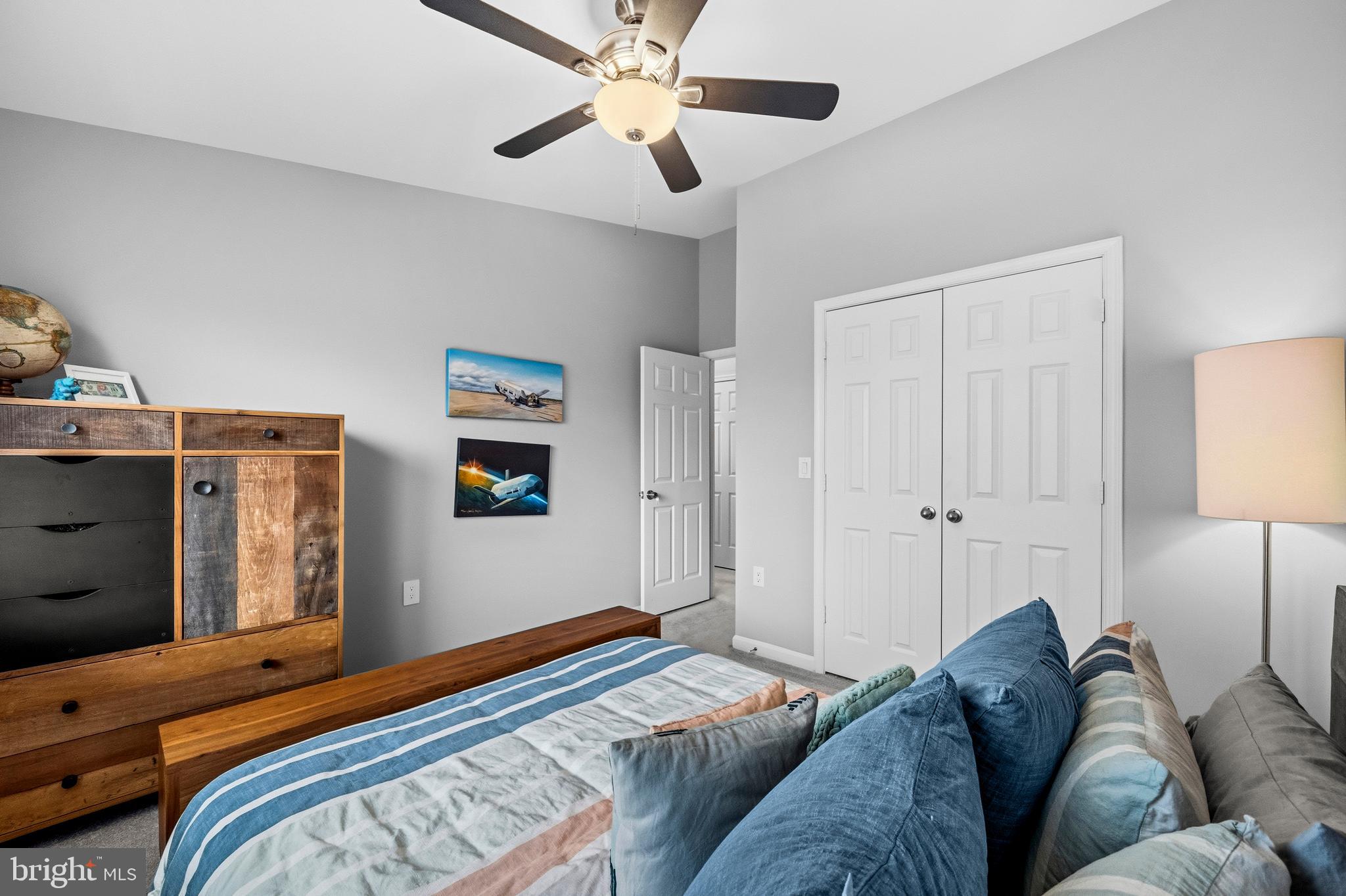 OAKTON CREST - Residential