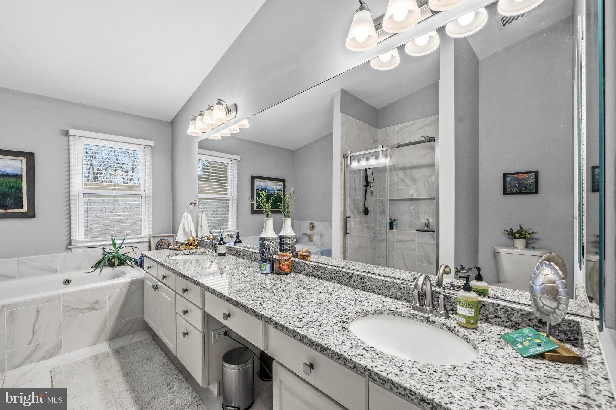 OAKTON CREST - Residential