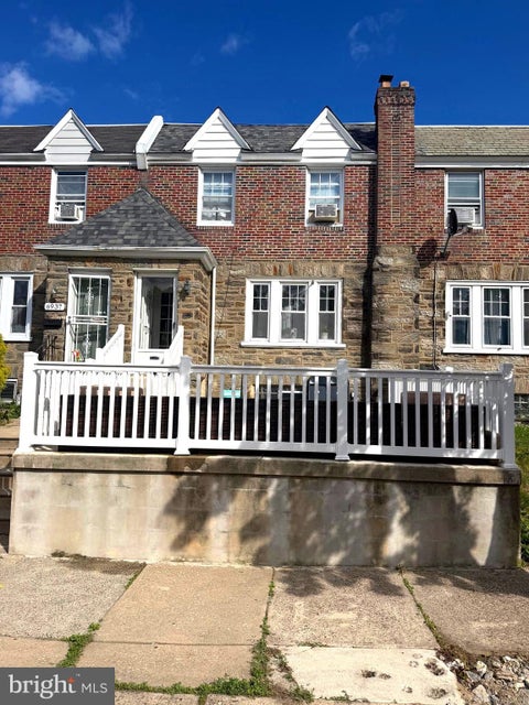 Townhouse For Sale - 6935 Lynford Street<br/> PHILADELPHIA, PA 19149