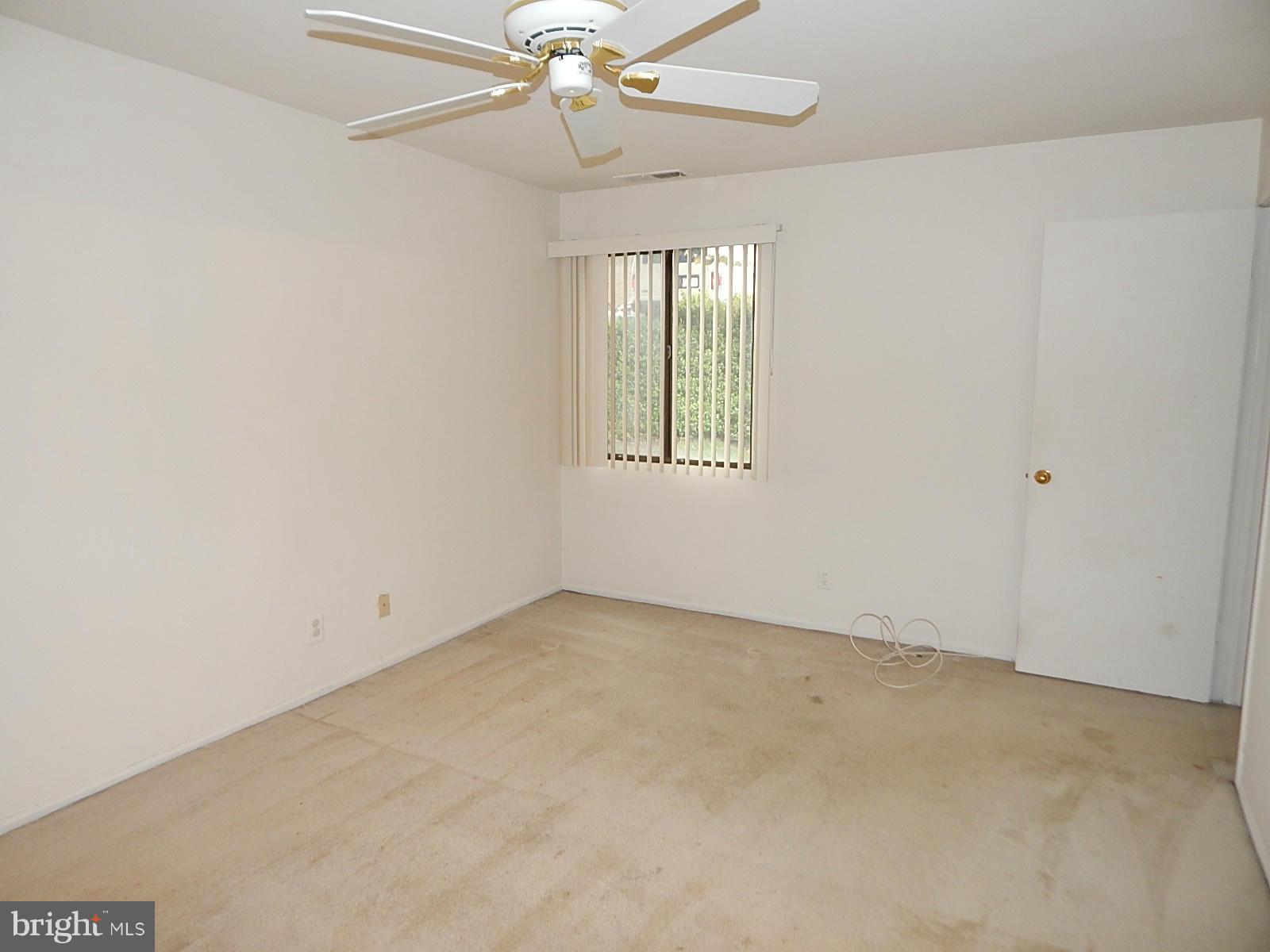 HERITAGE COURT - Residential