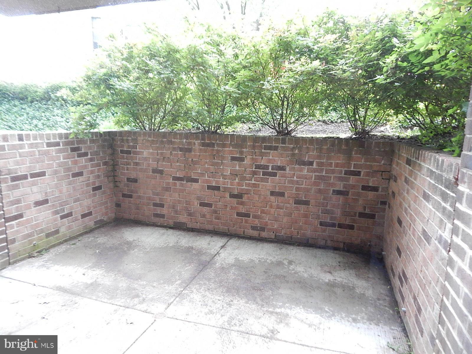 HERITAGE COURT - Residential