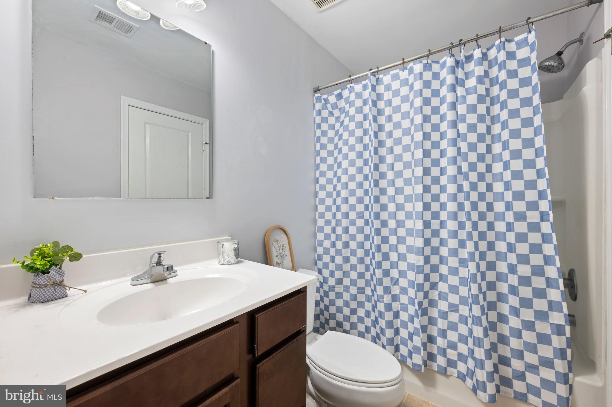 BROOKSTONE TRACE - Residential