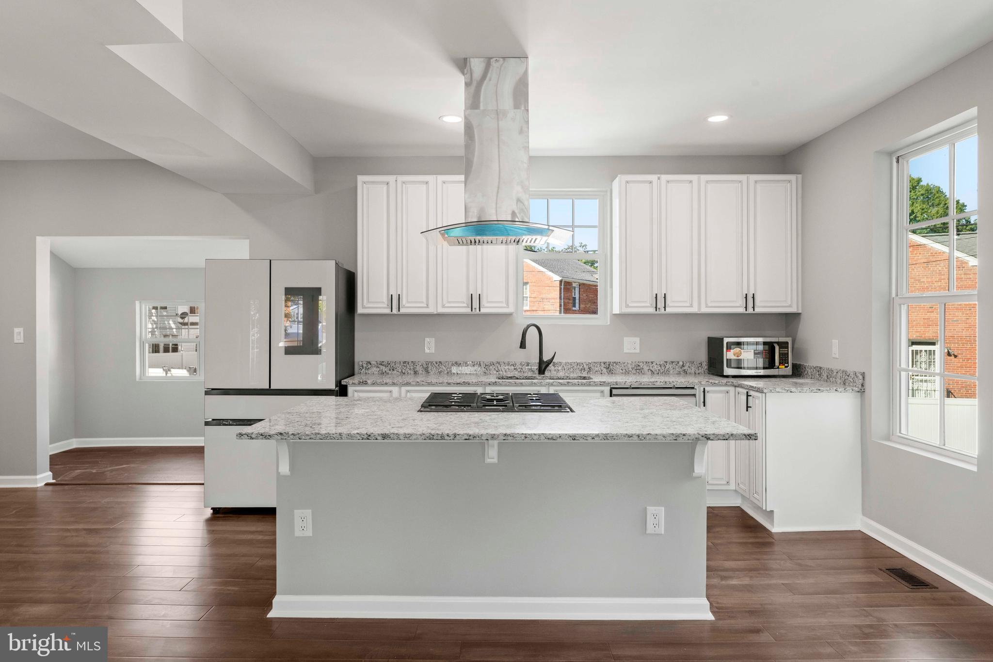 2814 RHODE ISLAND AVENUE NE