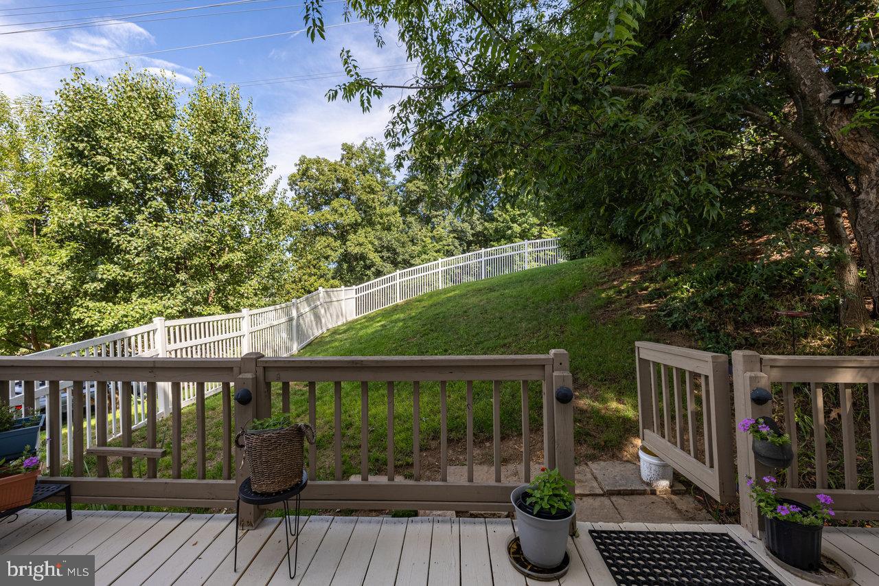 SHERWOOD FOREST - Residential