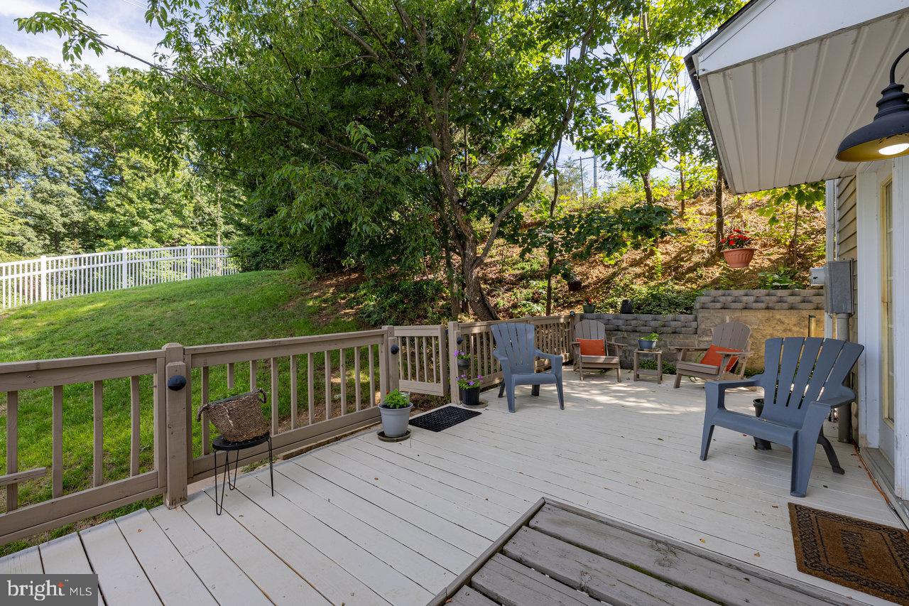 SHERWOOD FOREST - Residential