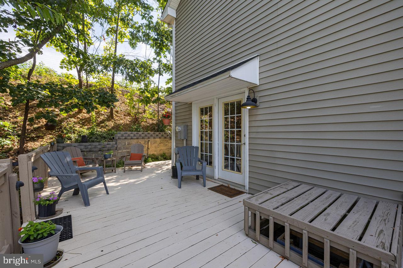 SHERWOOD FOREST - Residential