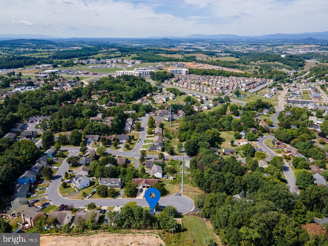 SHERWOOD FOREST - Residential