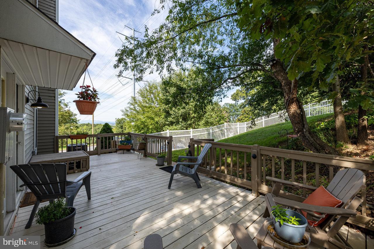 SHERWOOD FOREST - Residential