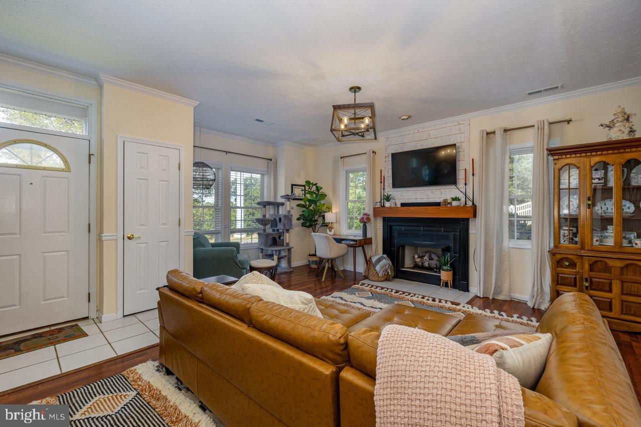 SHERWOOD FOREST - Residential