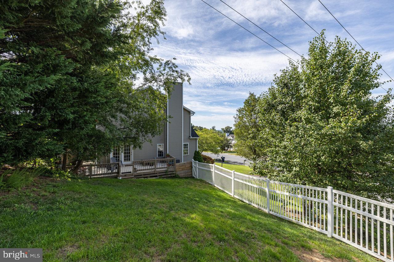 SHERWOOD FOREST - Residential