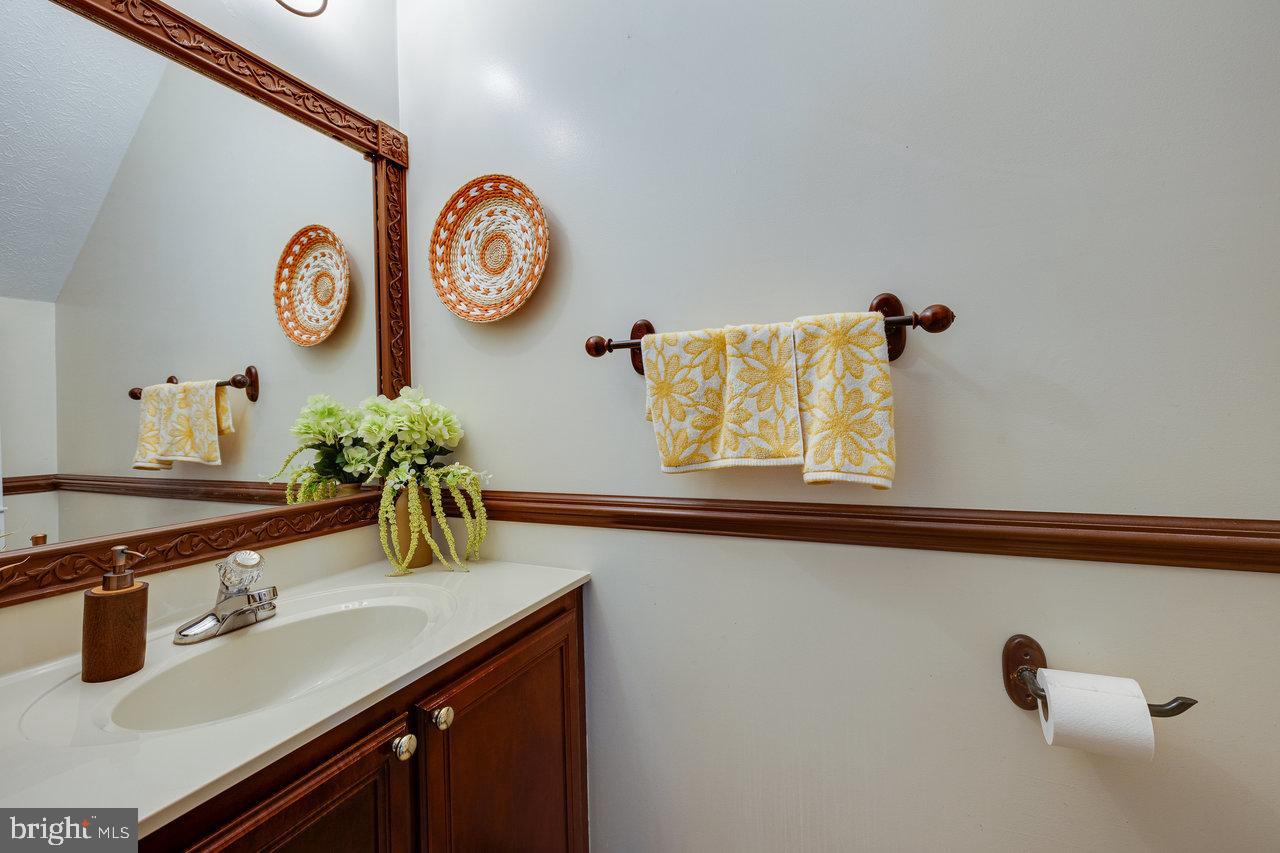 SHERWOOD FOREST - Residential