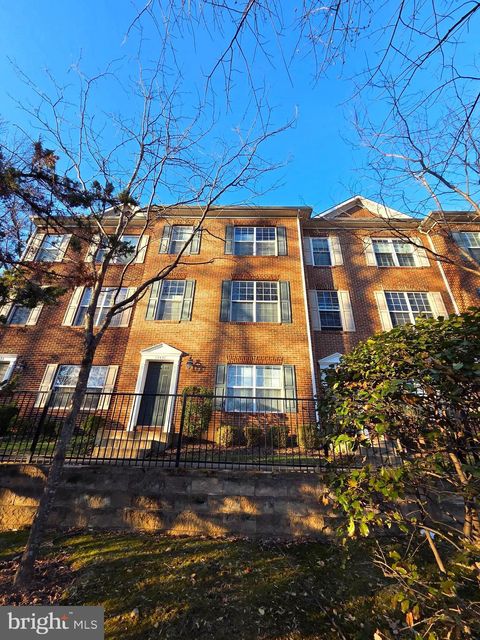 12431 OAK RAIL LANE FAIRFAX VA 22033