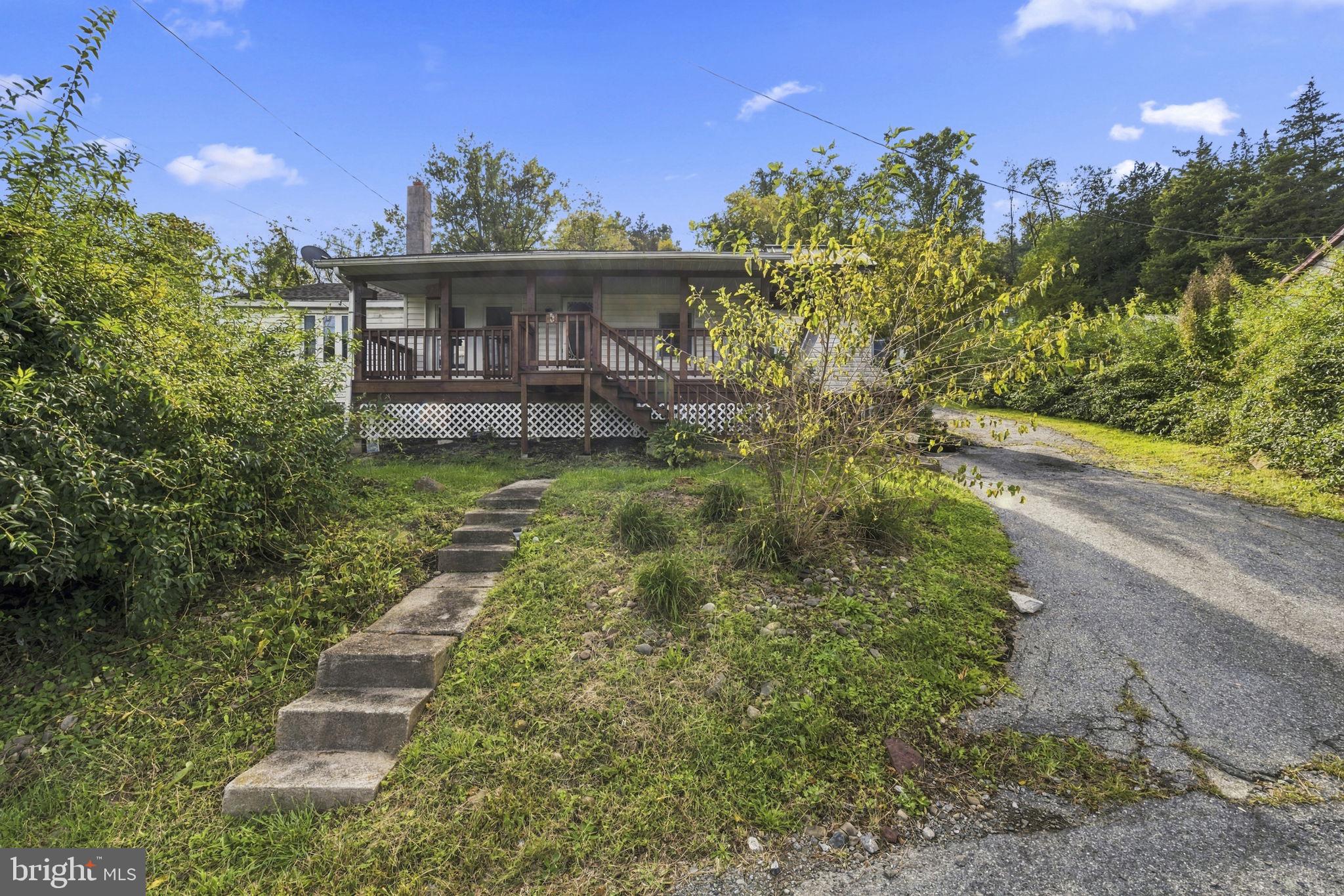 640 WALNUT ROAD