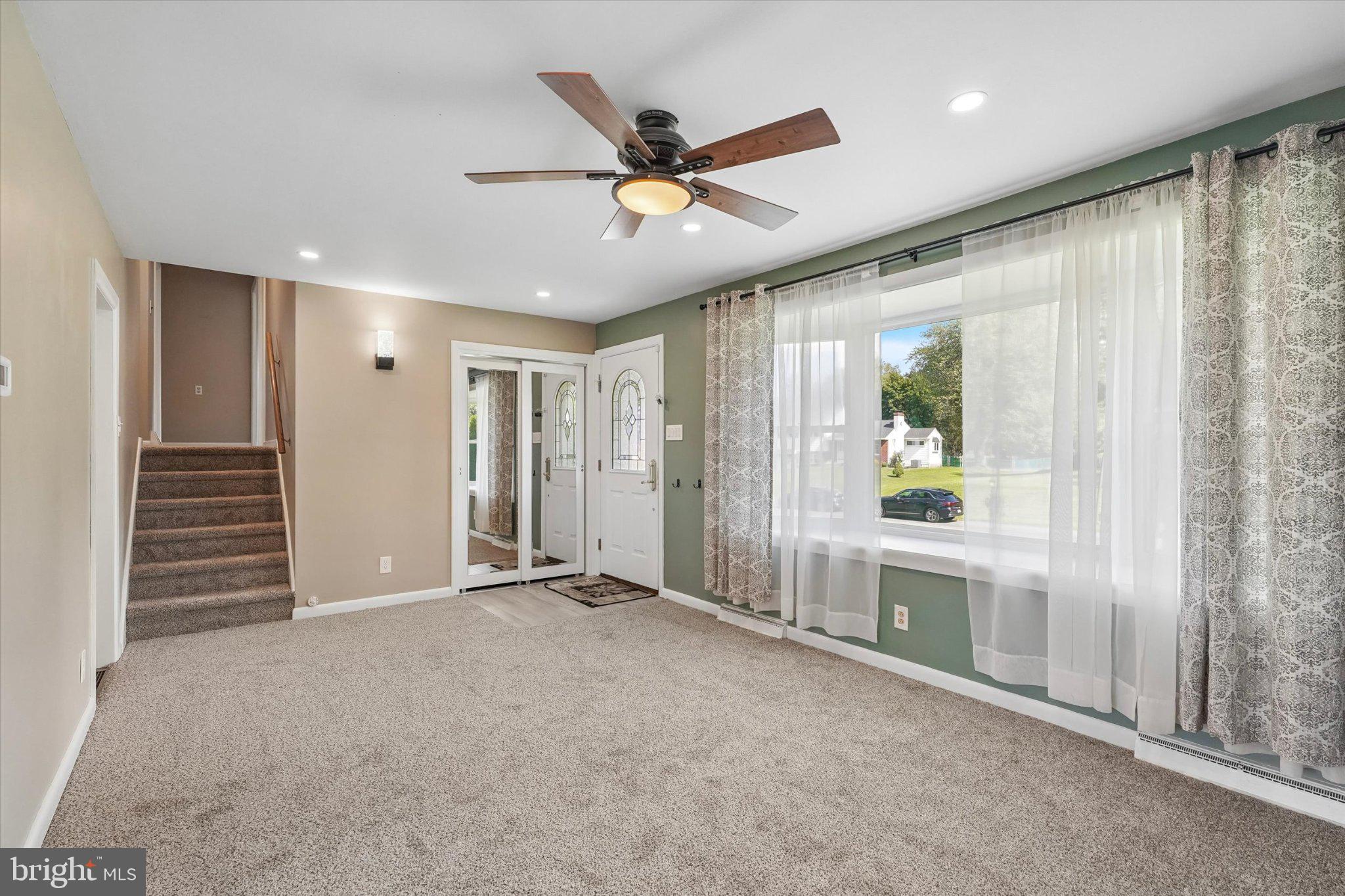 2176 MEADOWVIEW DRIVE