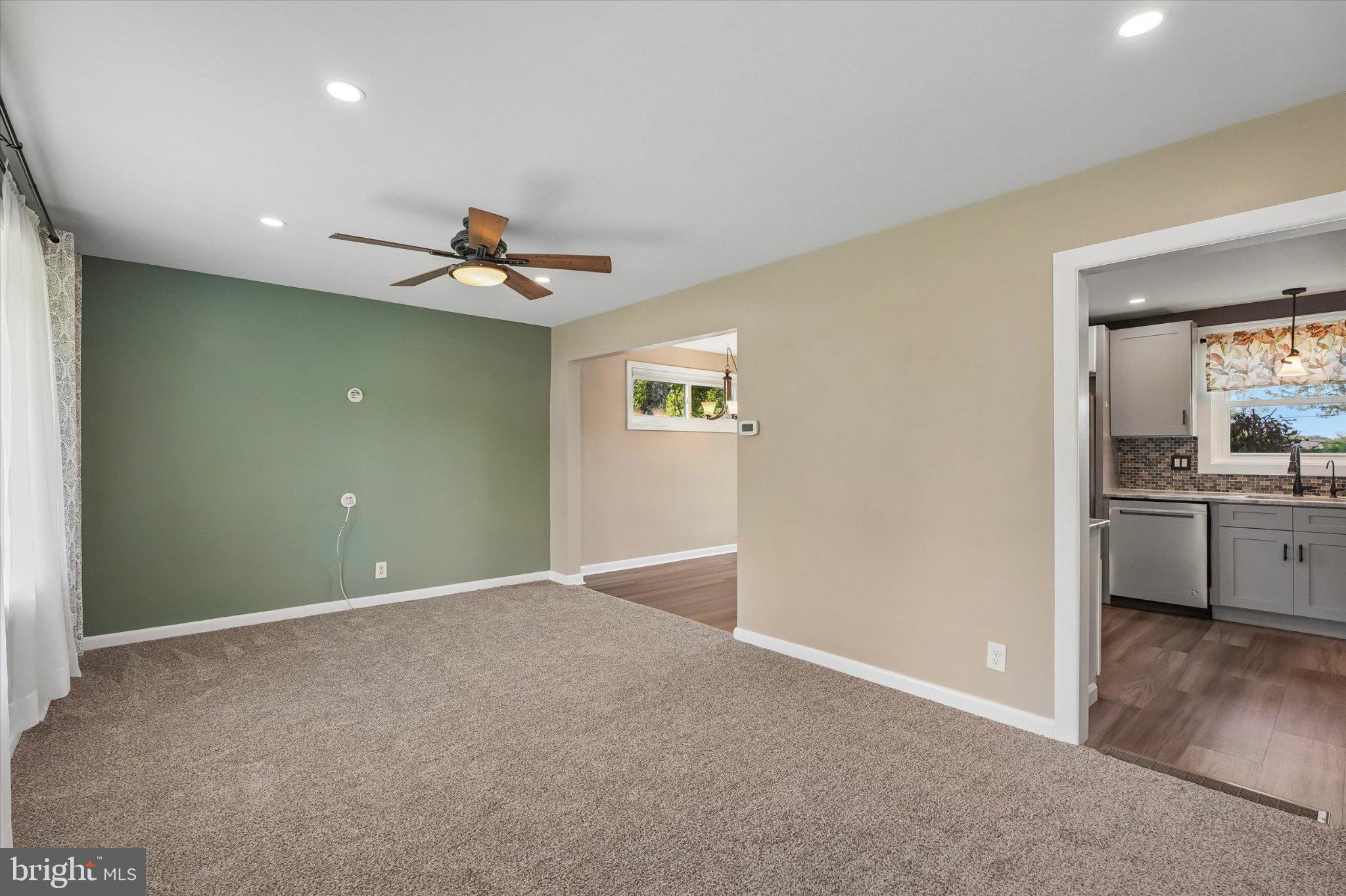 2176 MEADOWVIEW DRIVE