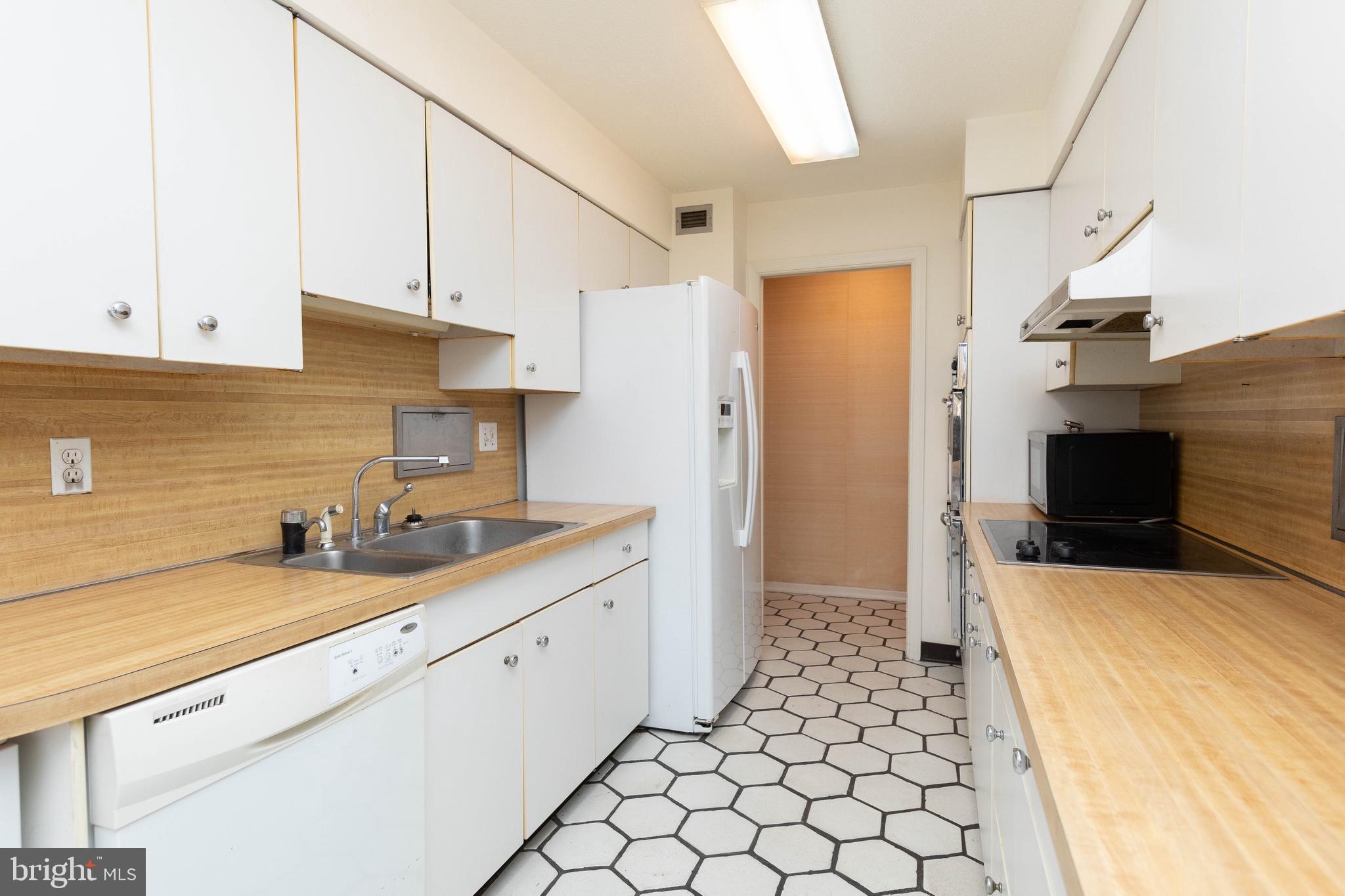 BRIAR HOUSE - Residential