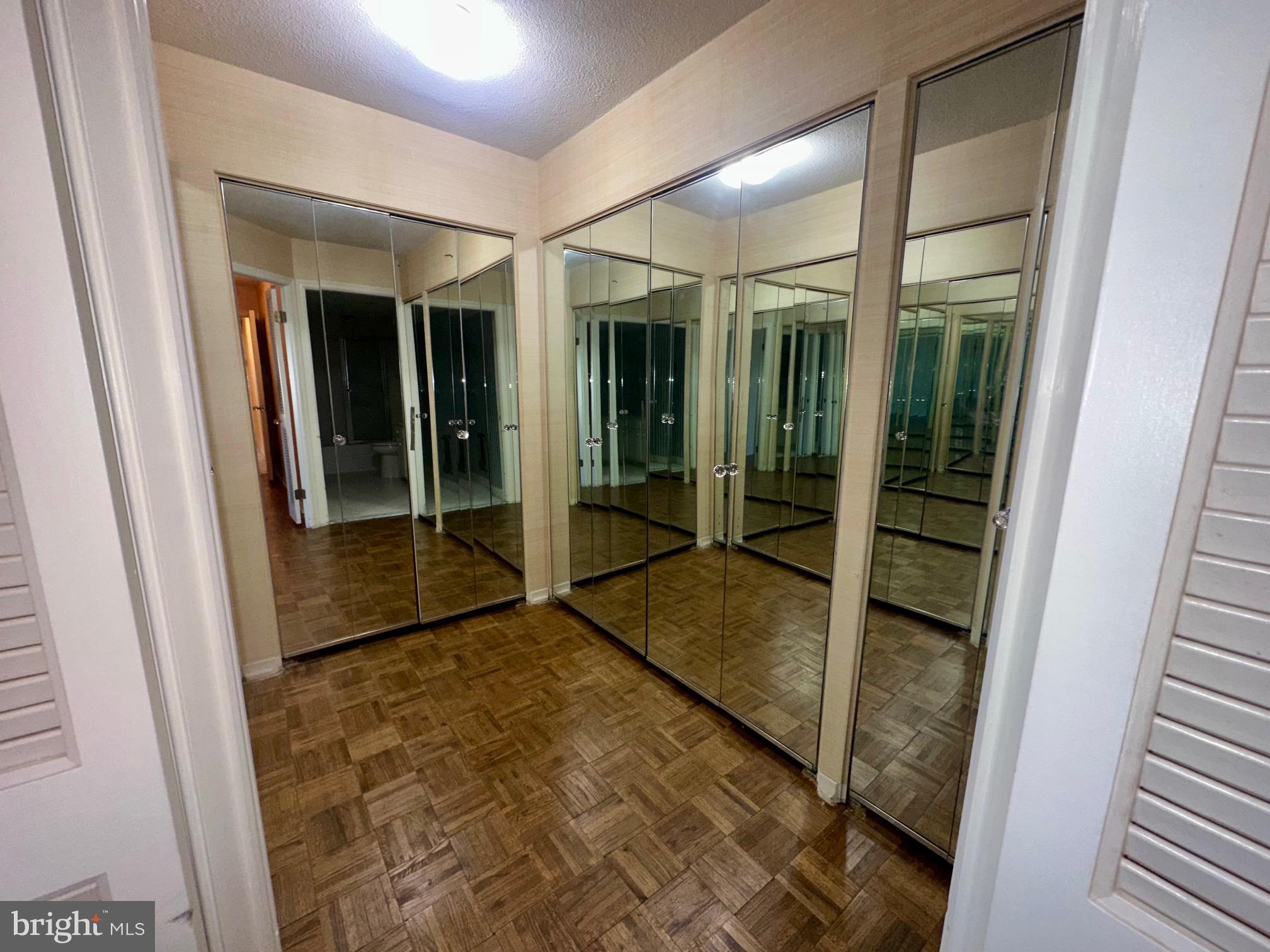 BRIAR HOUSE - Residential