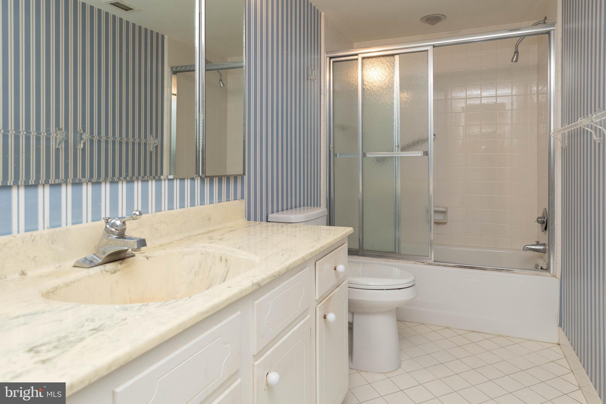 BRIAR HOUSE - Residential