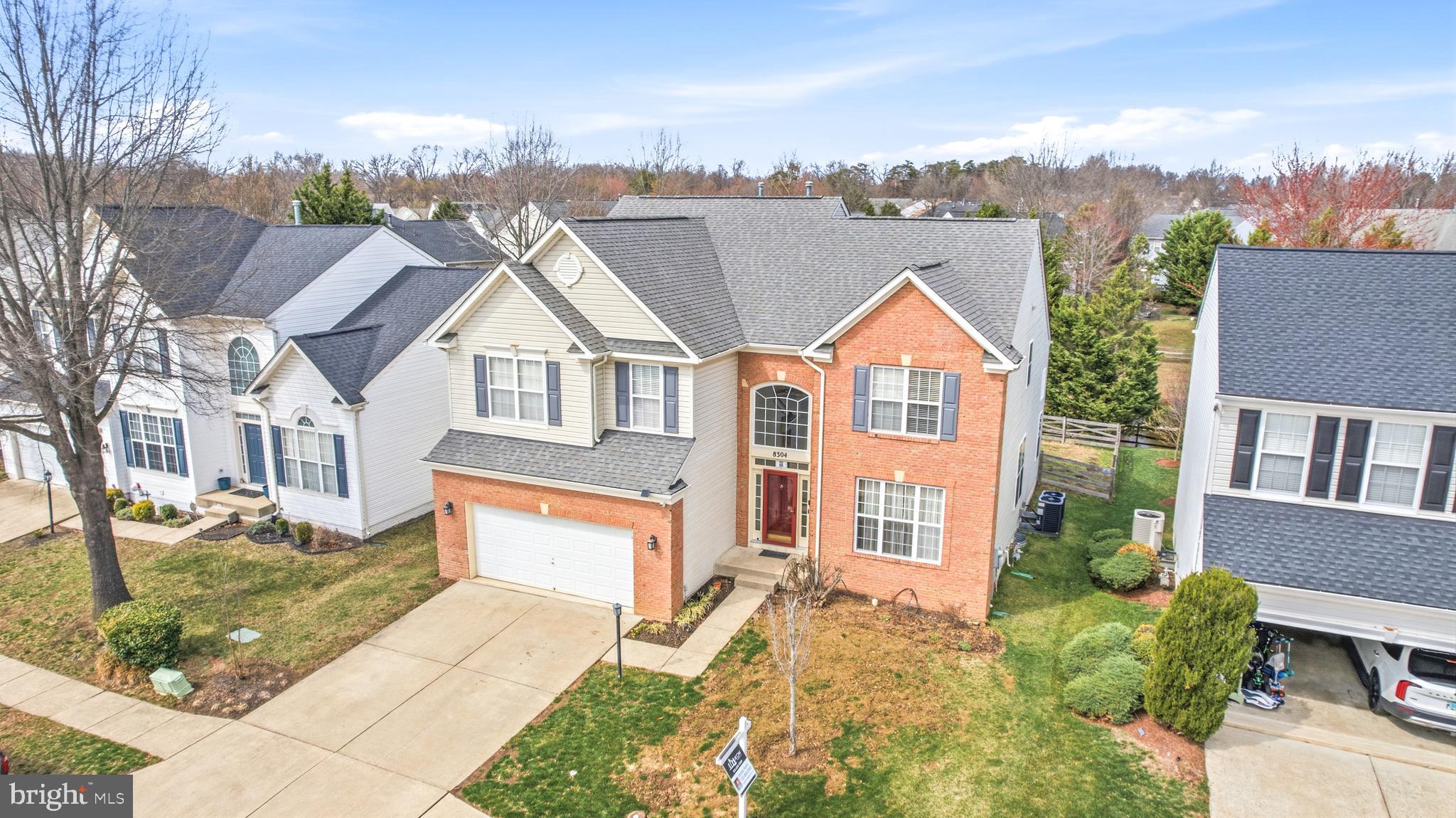 BROAD RUN OAKS - Residential