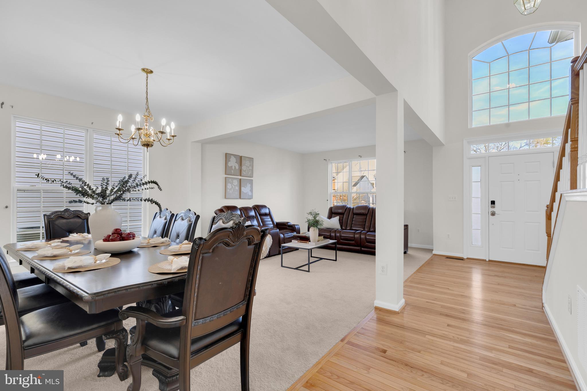 BROAD RUN OAKS - Residential