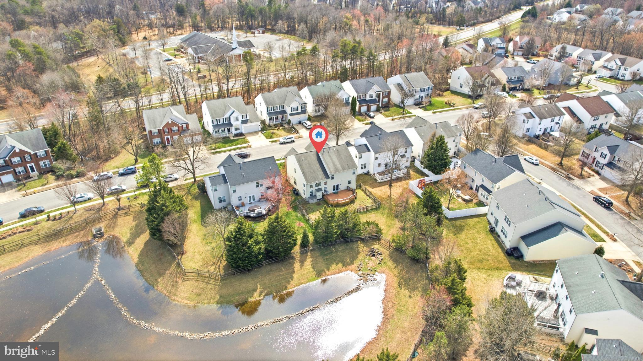 BROAD RUN OAKS - Residential