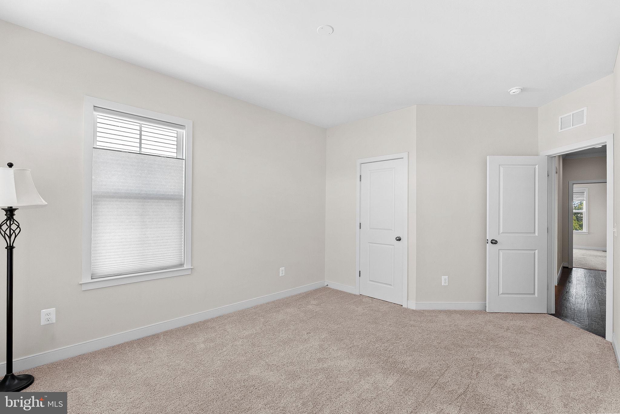 BRAMBLETON TOWN CENTER - Residential