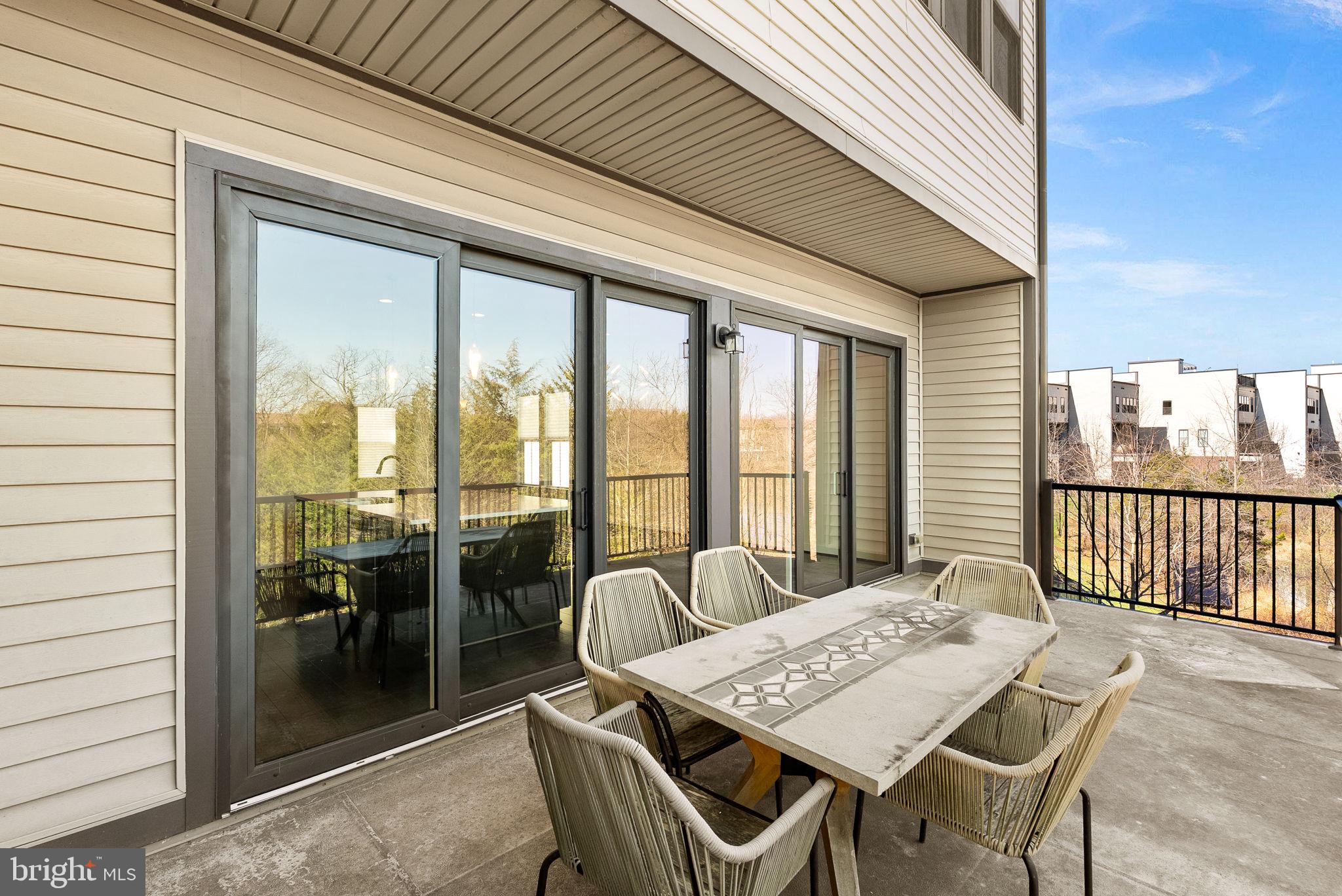 BRAMBLETON TOWN CENTER - Residential