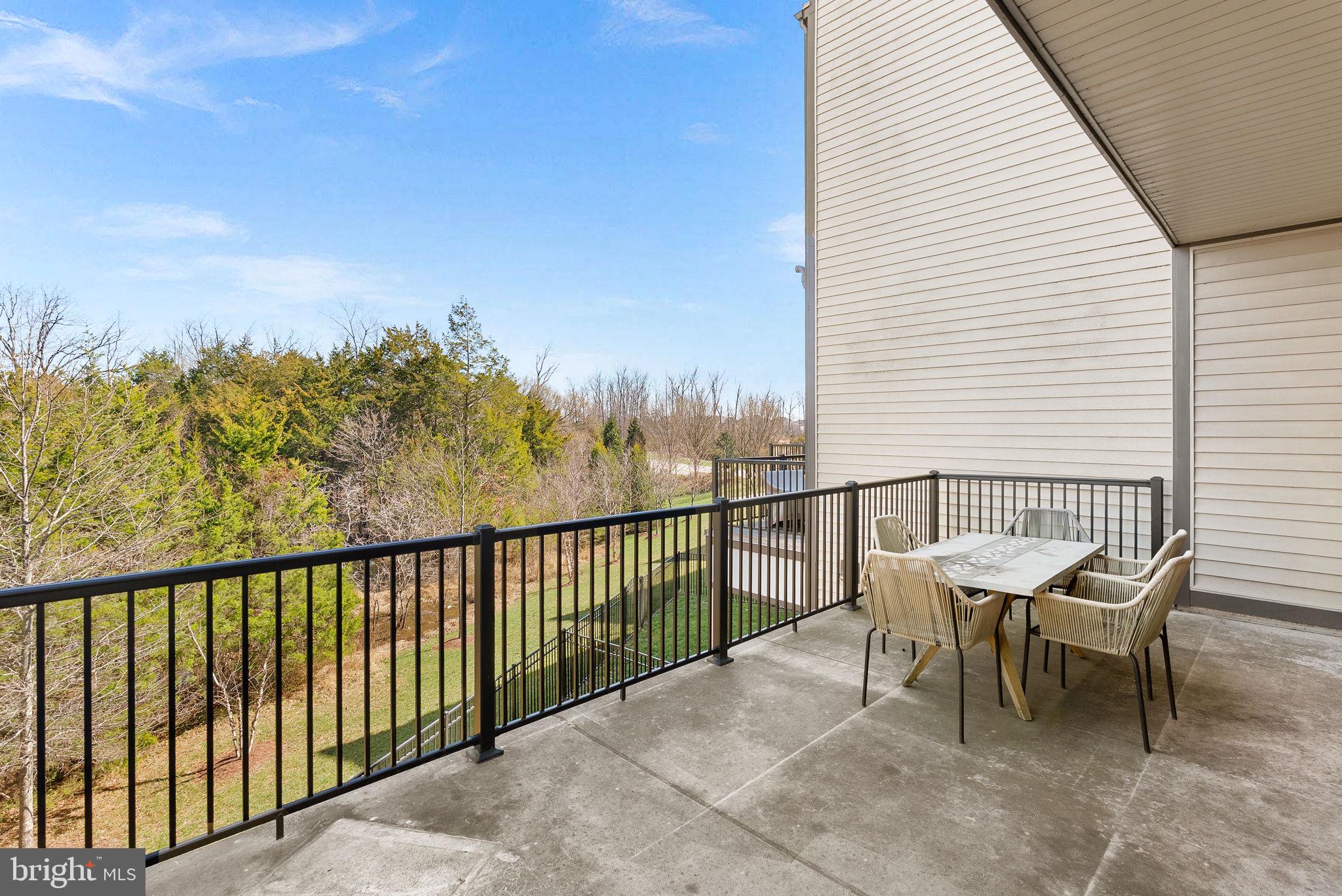 BRAMBLETON TOWN CENTER - Residential