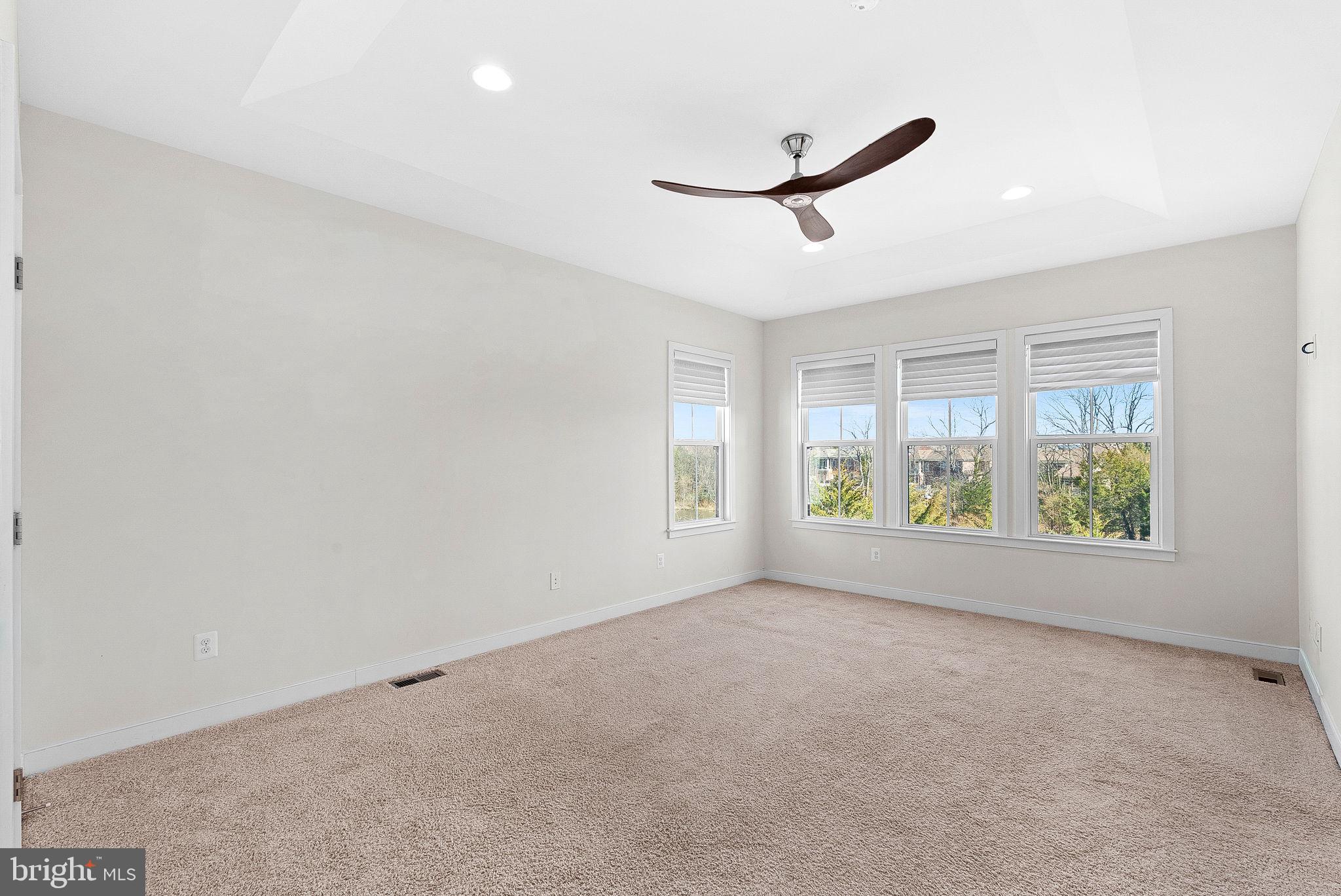 BRAMBLETON TOWN CENTER - Residential