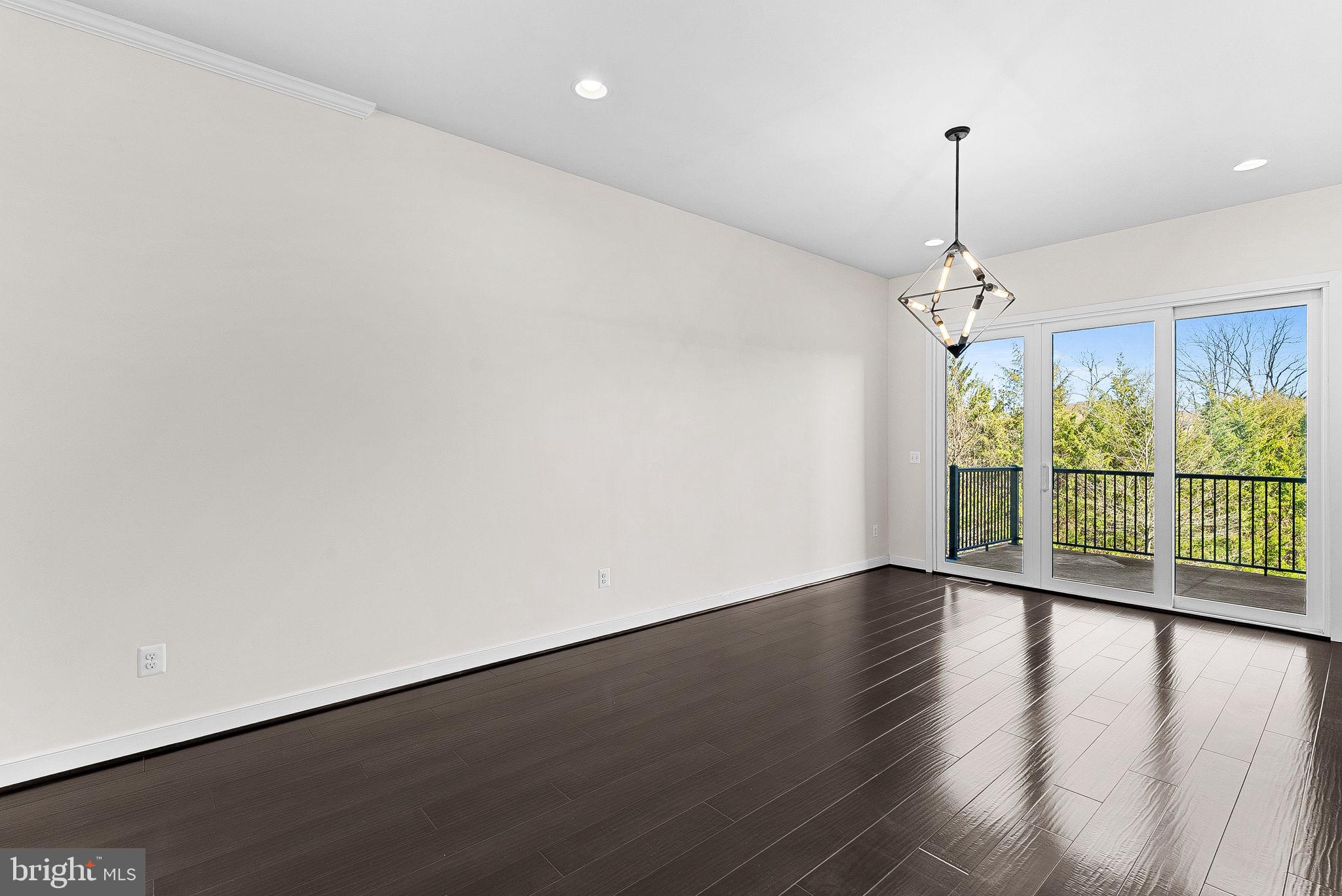 BRAMBLETON TOWN CENTER - Residential