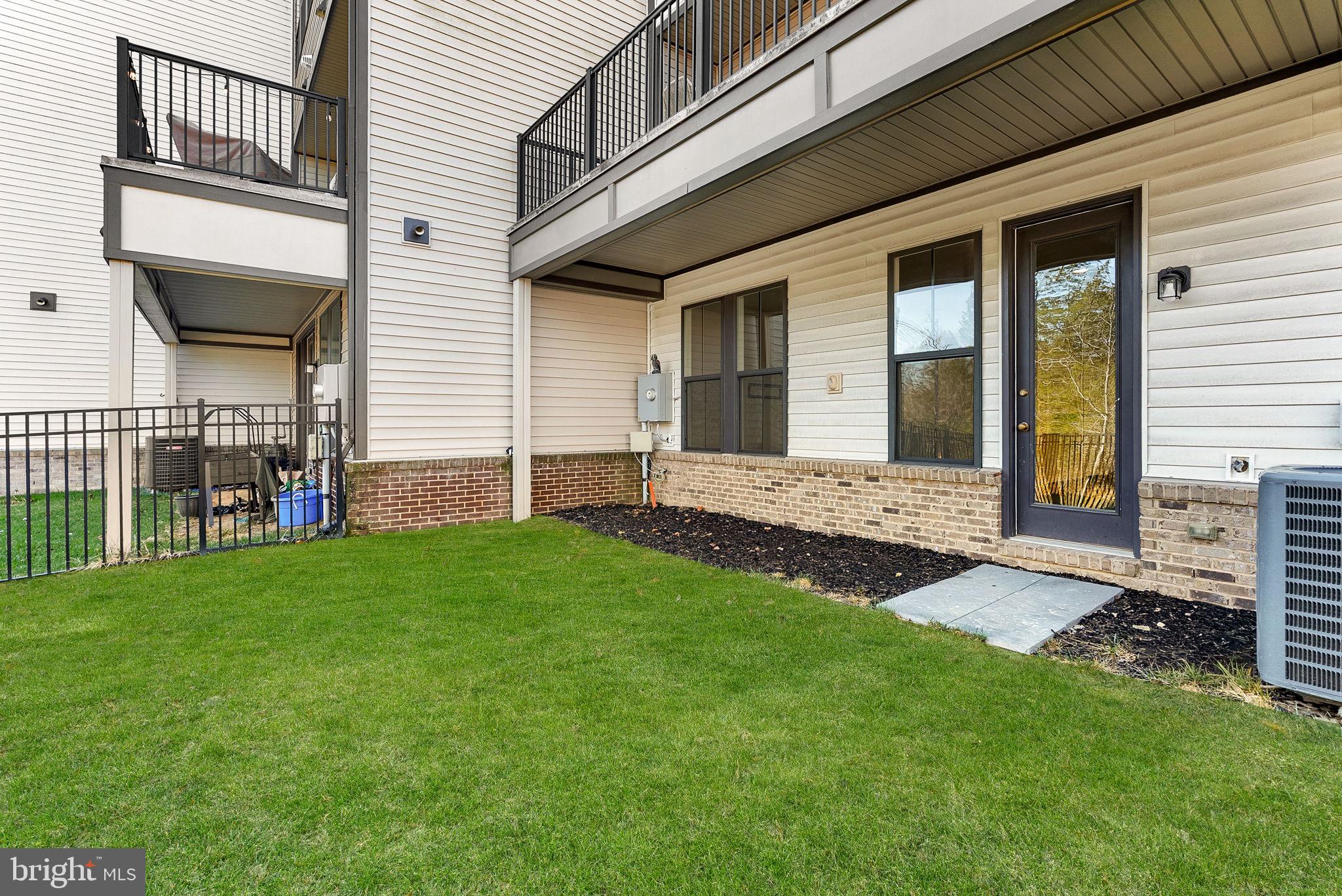 BRAMBLETON TOWN CENTER - Residential