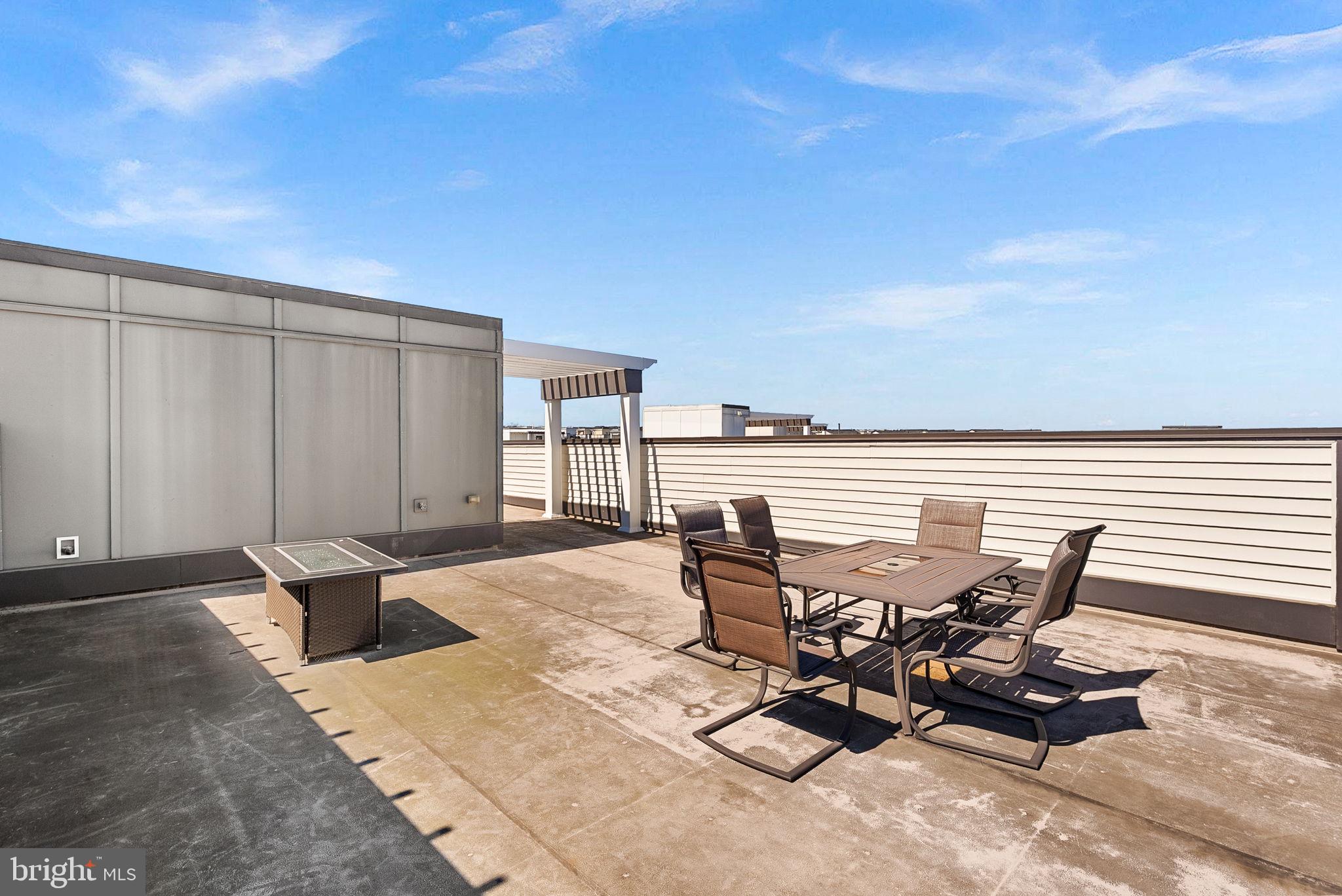 BRAMBLETON TOWN CENTER - Residential