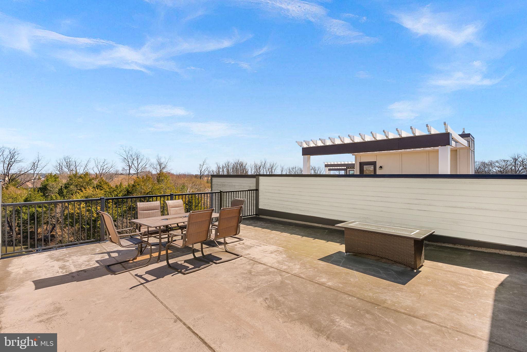 BRAMBLETON TOWN CENTER - Residential