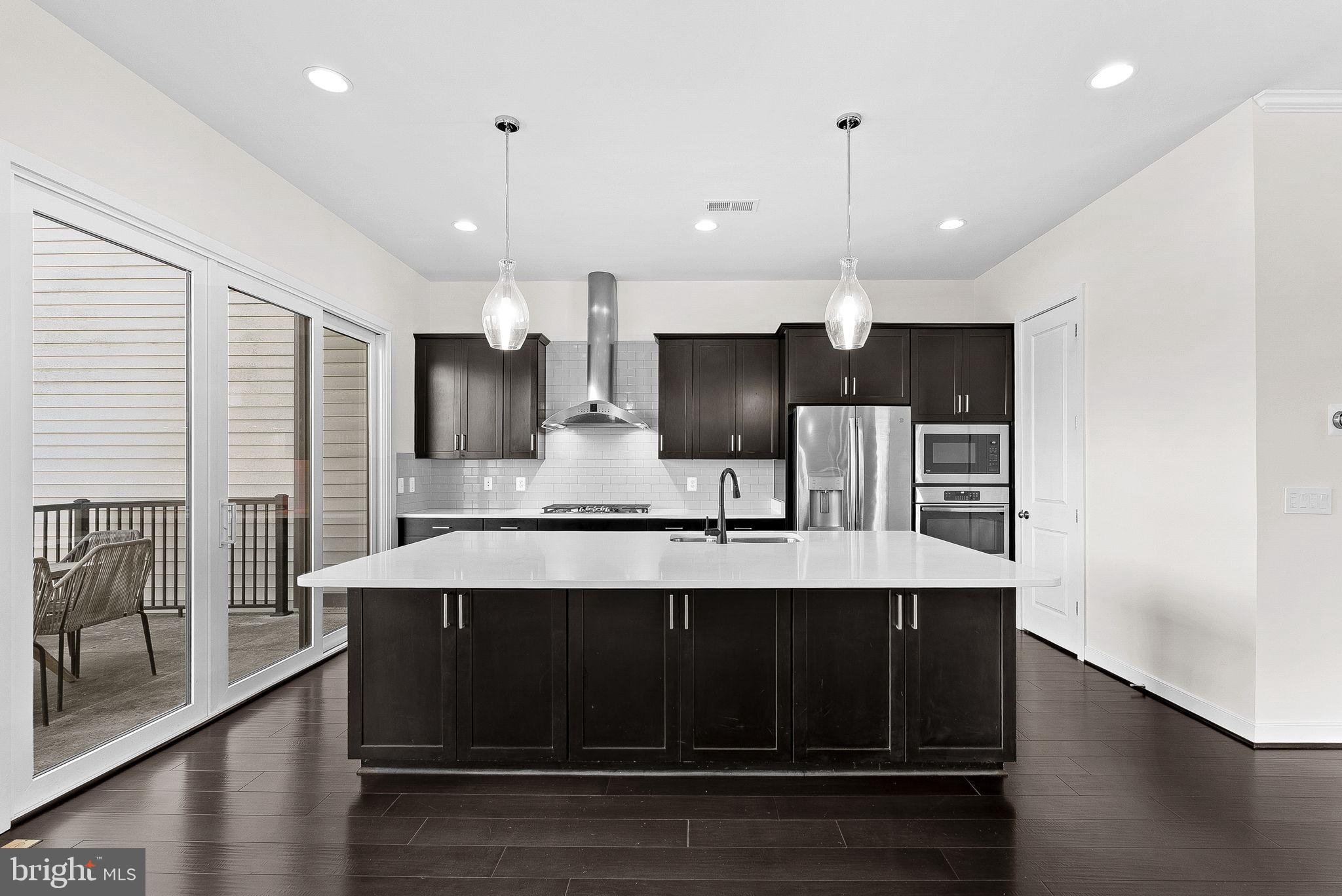 BRAMBLETON TOWN CENTER - Residential