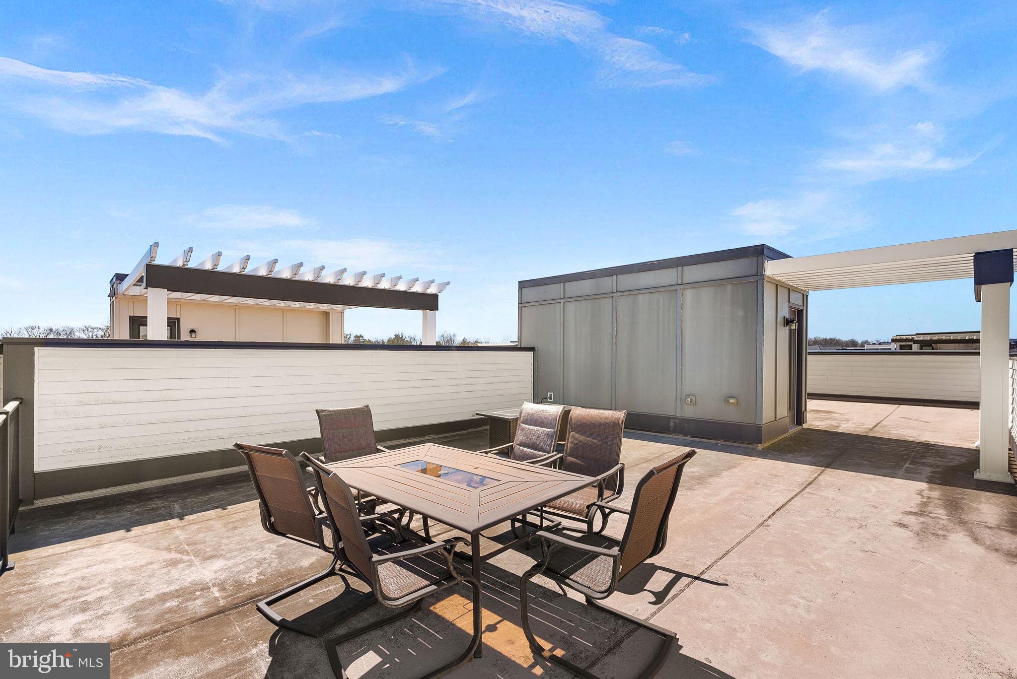 BRAMBLETON TOWN CENTER - Residential