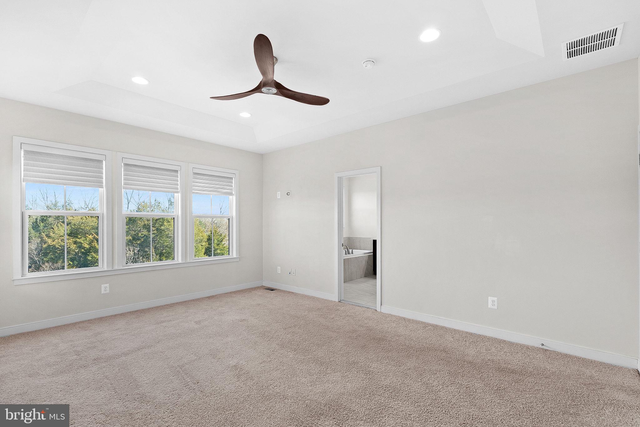 BRAMBLETON TOWN CENTER - Residential