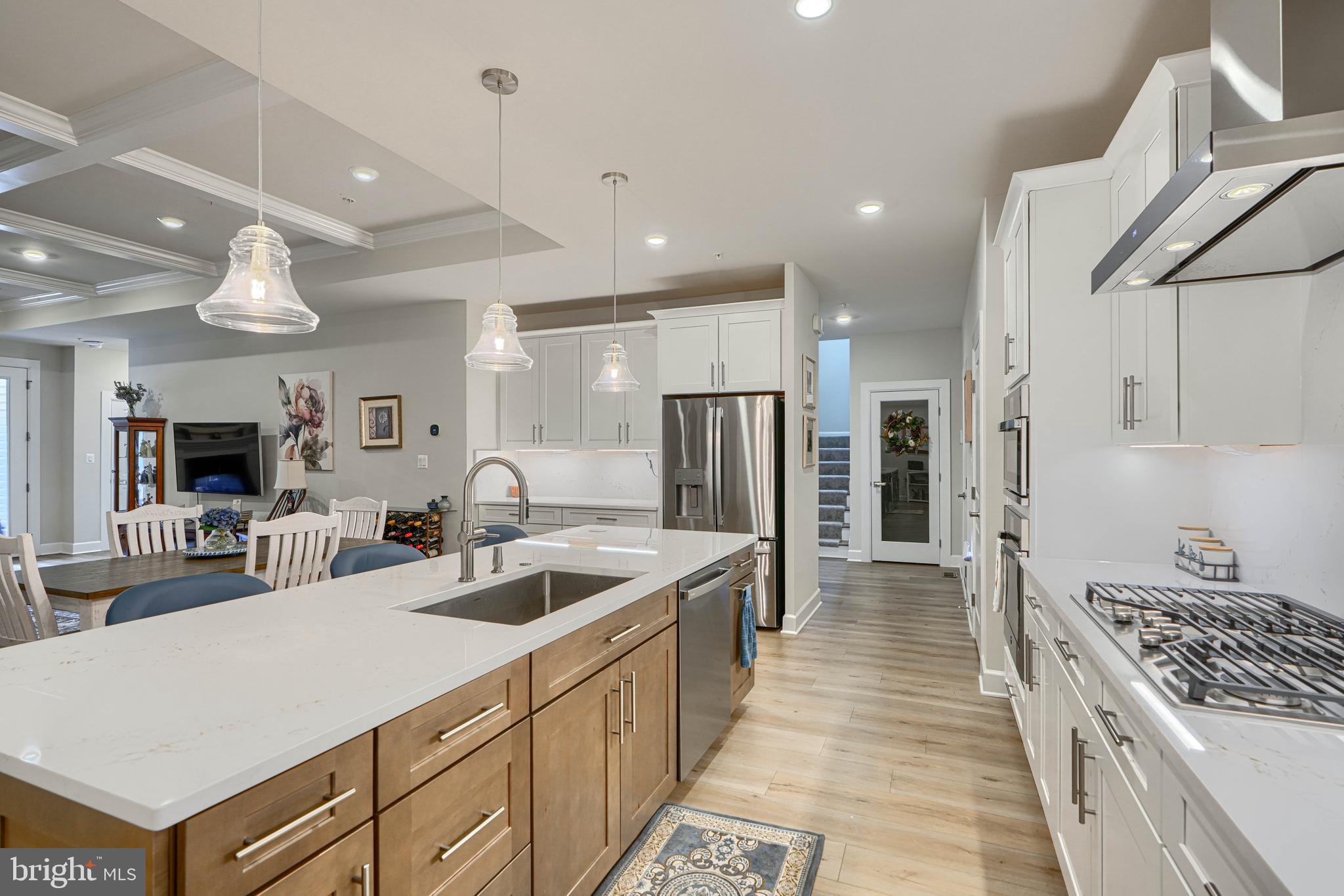 MAPLE HIGHLANDS - Residential