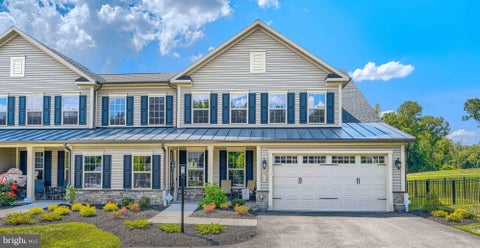 Townhouse For Sale - 8511 Lallybroch Ln Ln<br/> FULTON, MD 20759
