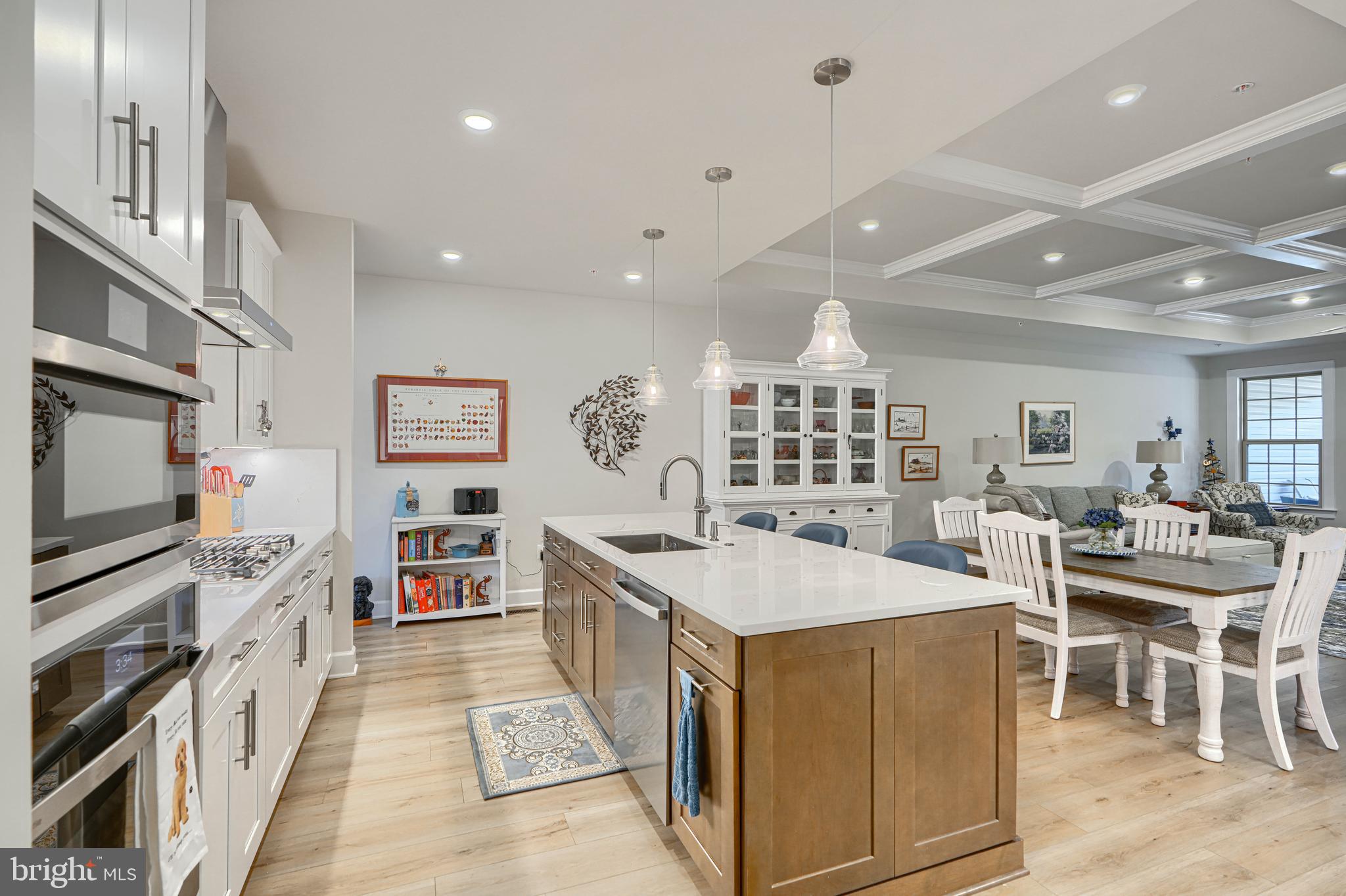 MAPLE HIGHLANDS - Residential
