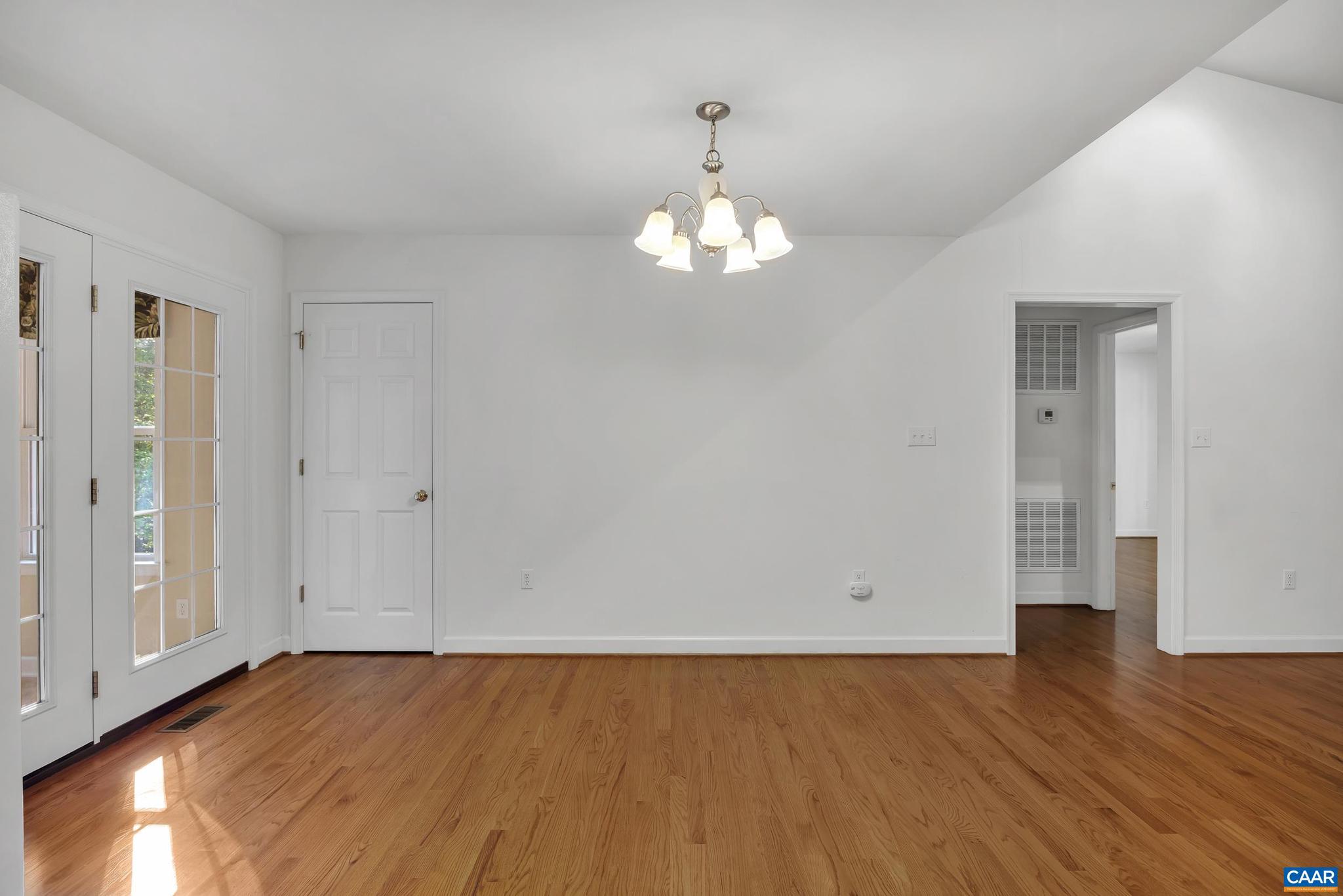 NORTHEAST CREEK ESTATES - Residential