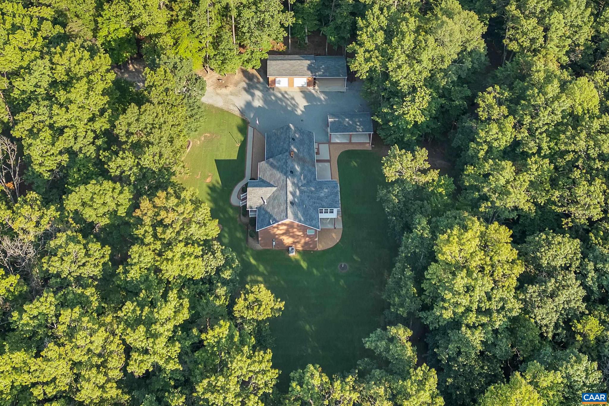 NORTHEAST CREEK ESTATES - Residential