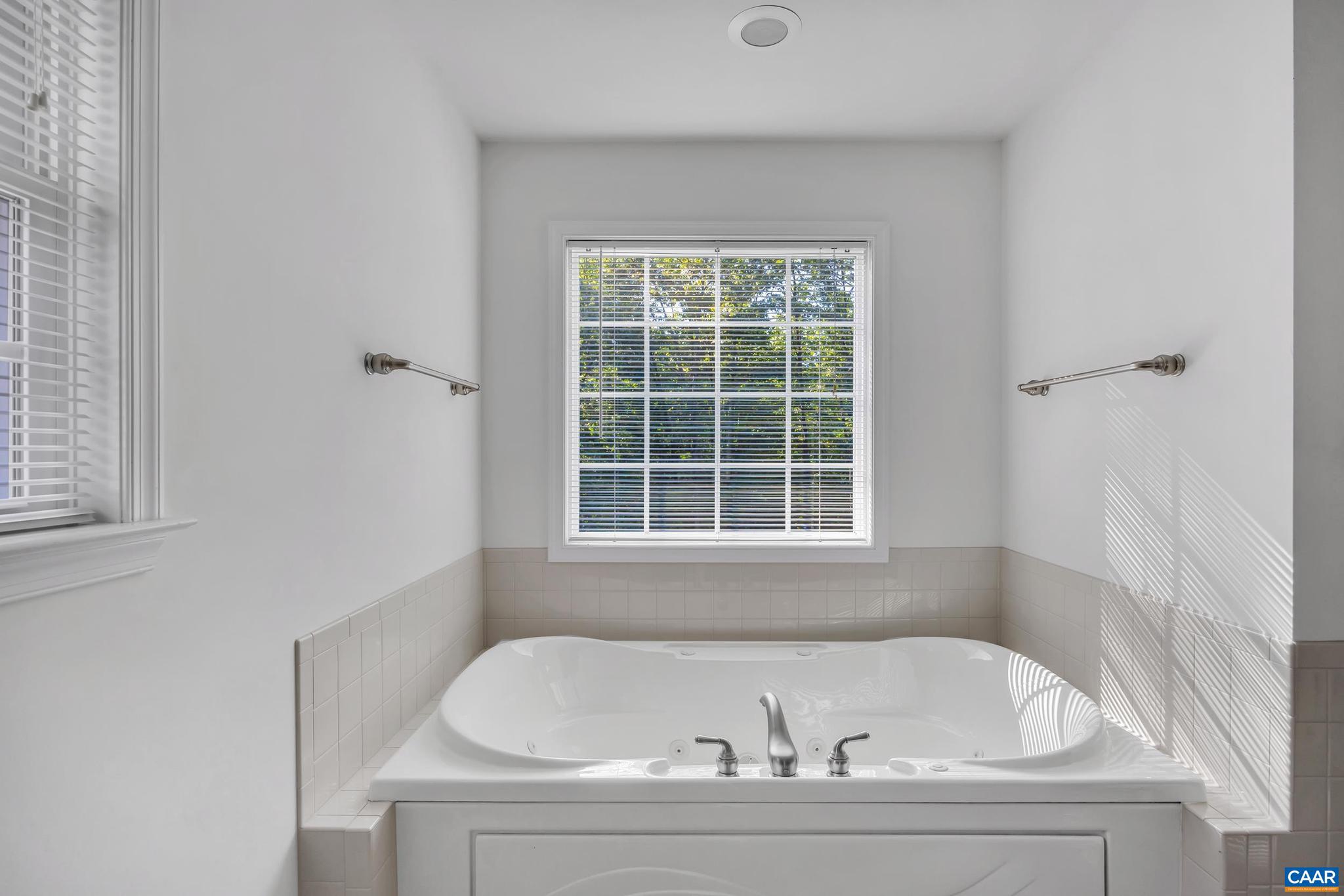 NORTHEAST CREEK ESTATES - Residential